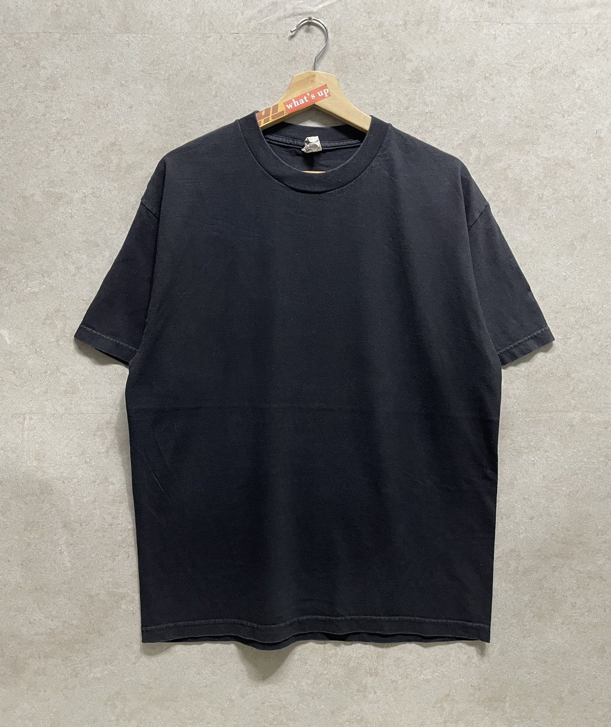 Vintage Y2k Plain Black Tee Hoodie, Sweatshirt | PodTeesHub.com