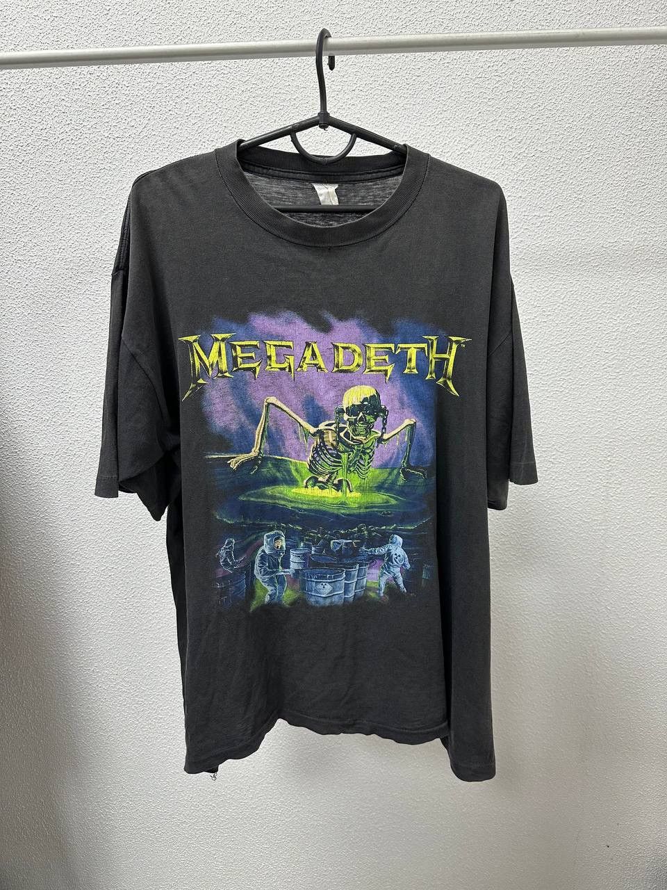 X Vintage Megadeth 1989 Vintage Costaminated Rare Brockum T Shirt Hoodie, Sweatshirt | PodTeesHub.com