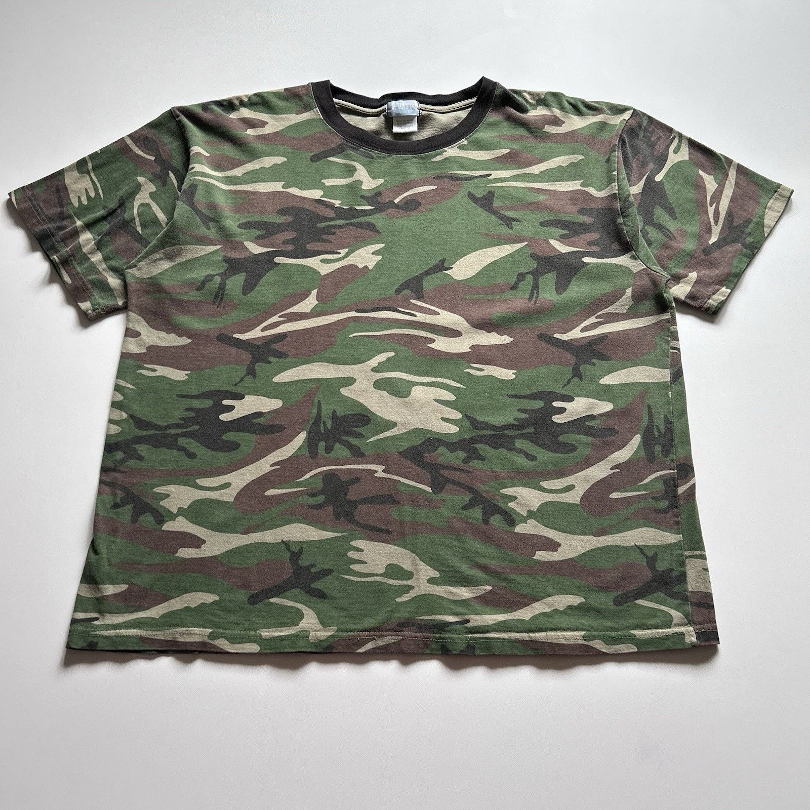 Vintage Woodland Camo T Shirt Y2k Army Camouflage Size Xl Hoodie, Sweatshirt | PodTeesHub.com
