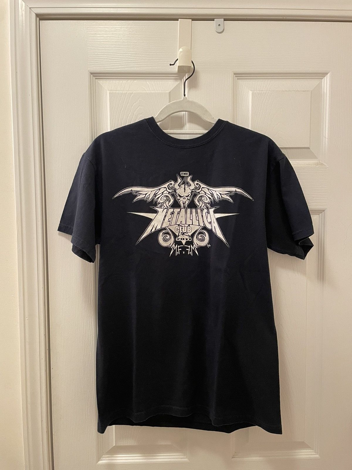Vintage Metallica Club 2011 Vintage T Shirt Hoodie, Sweatshirt | PodTeesHub.com