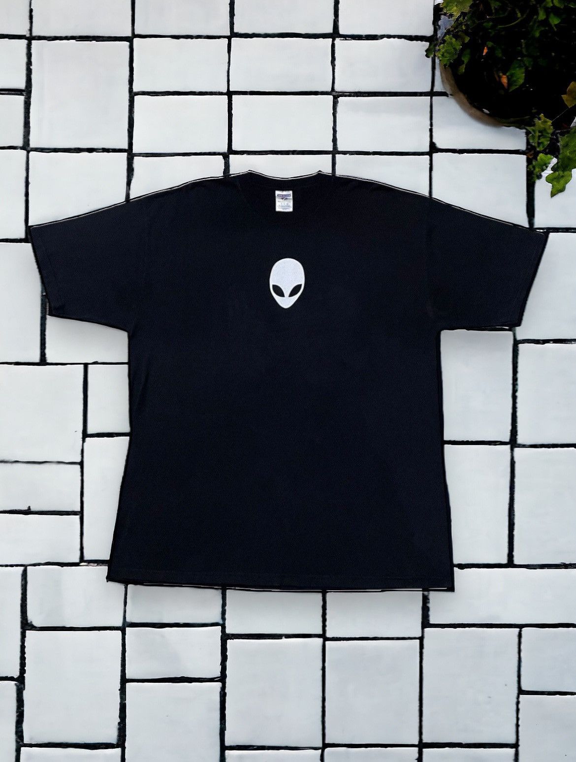 Vintage Alienware Dell High End Gaming Pc Promo Tshirt Hoodie, Sweatshirt | PodTeesHub.com