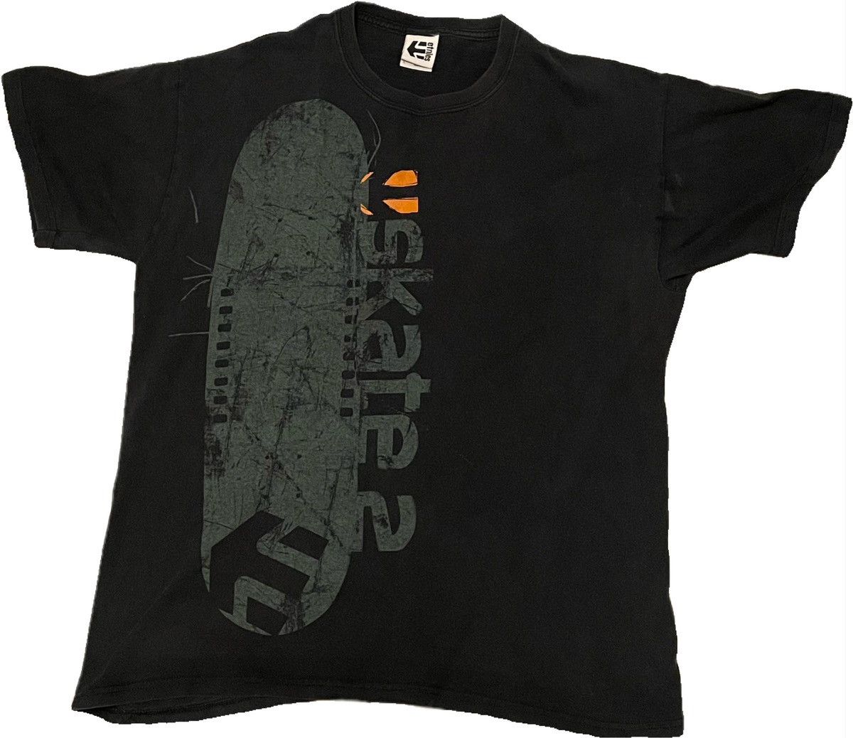 Vintage Rare Skate 2 Video Game Tee Hoodie, Sweatshirt | PodTeesHub.com