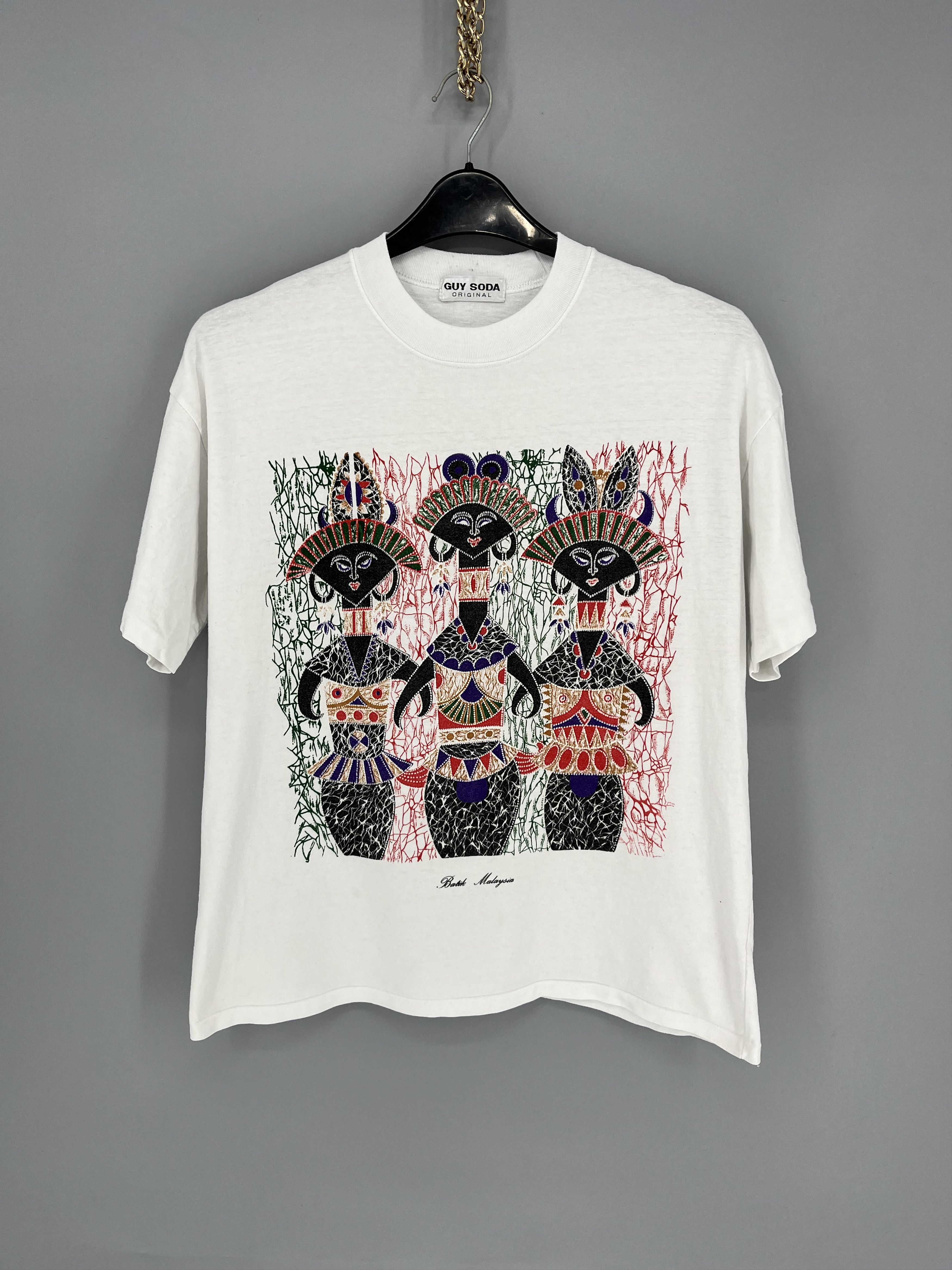 Japanese Brand Batik Malaysia Artistic Scenic Malaysia 90s Travel Tee Hoodie, Sweatshirt | PodTeesHub.com