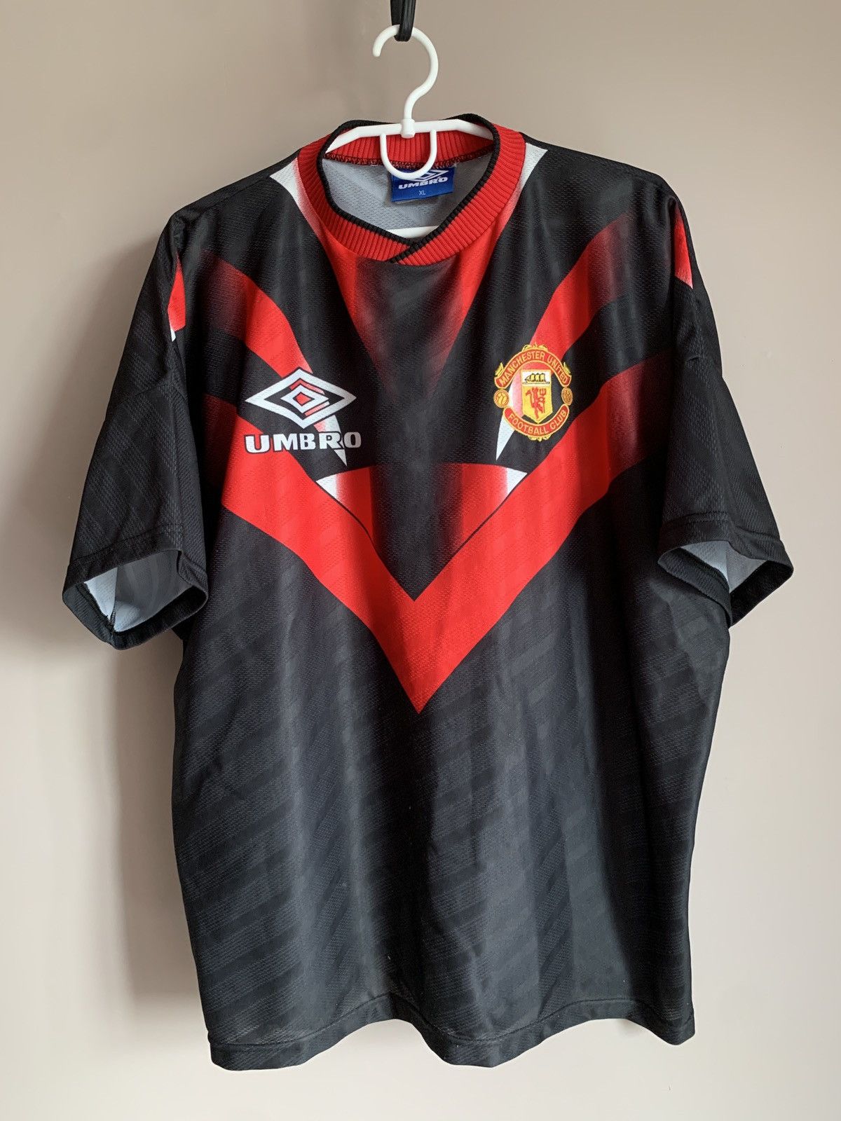Manchester United Vintage 90s Football Shirt Umbro Soccer Xl Hoodie, Sweatshirt | PodTeesHub.com