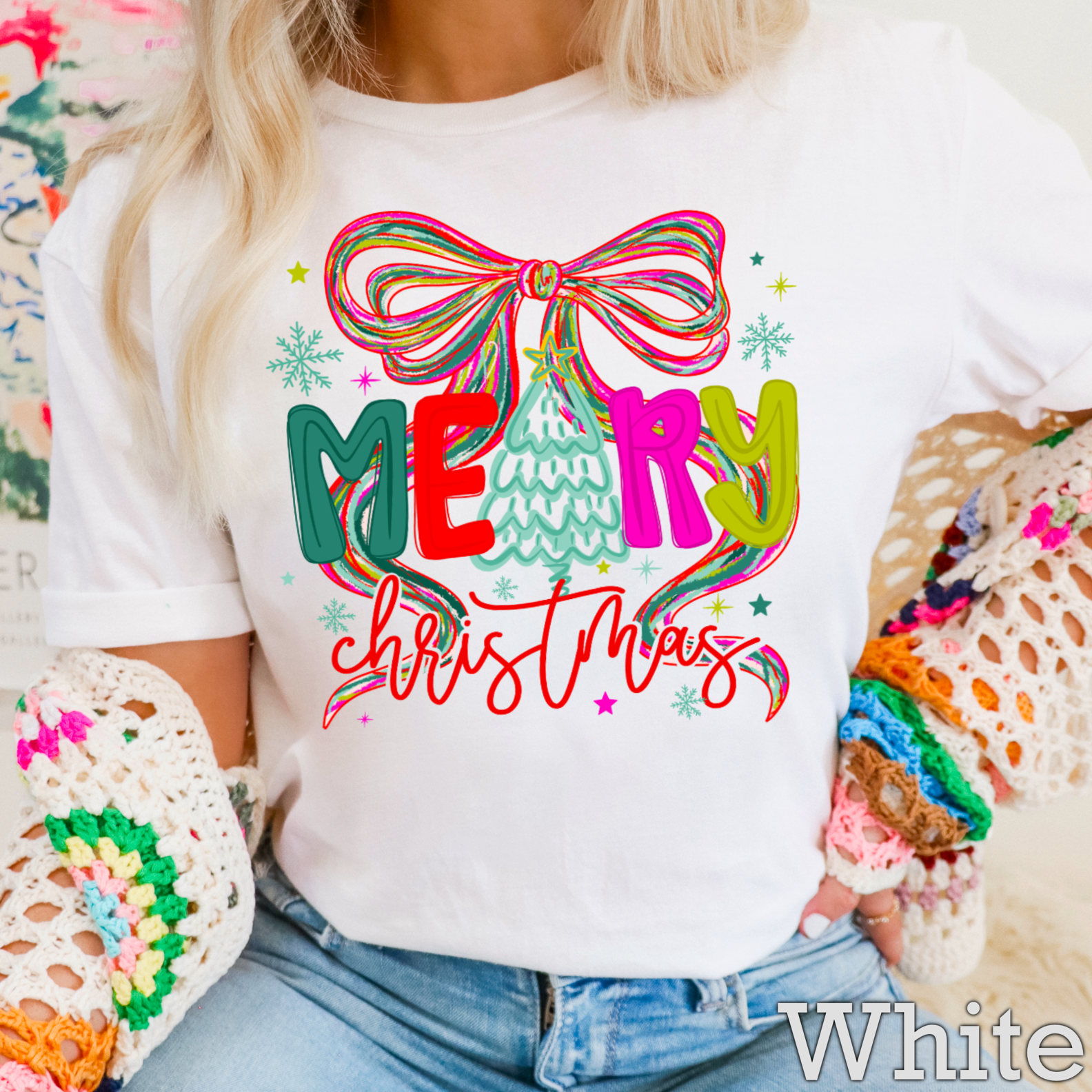 Merry Christmas Christmas 2025 Graphic Tee | Gildan Hoodie, Sweatshirt | PodTeesHub.com