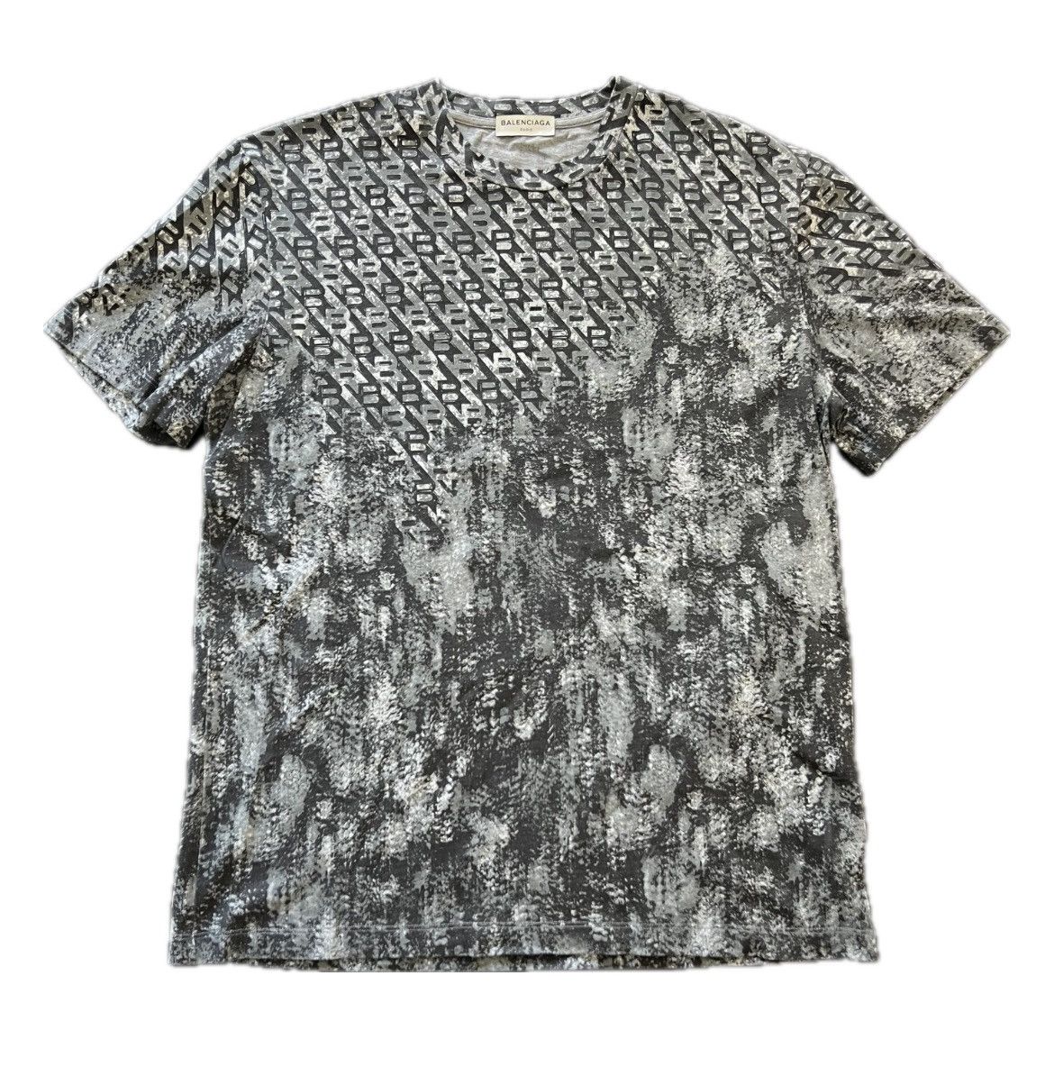 Balenciaga Printed T Shirt Size L 52 Hoodie, Sweatshirt | PodTeesHub.com