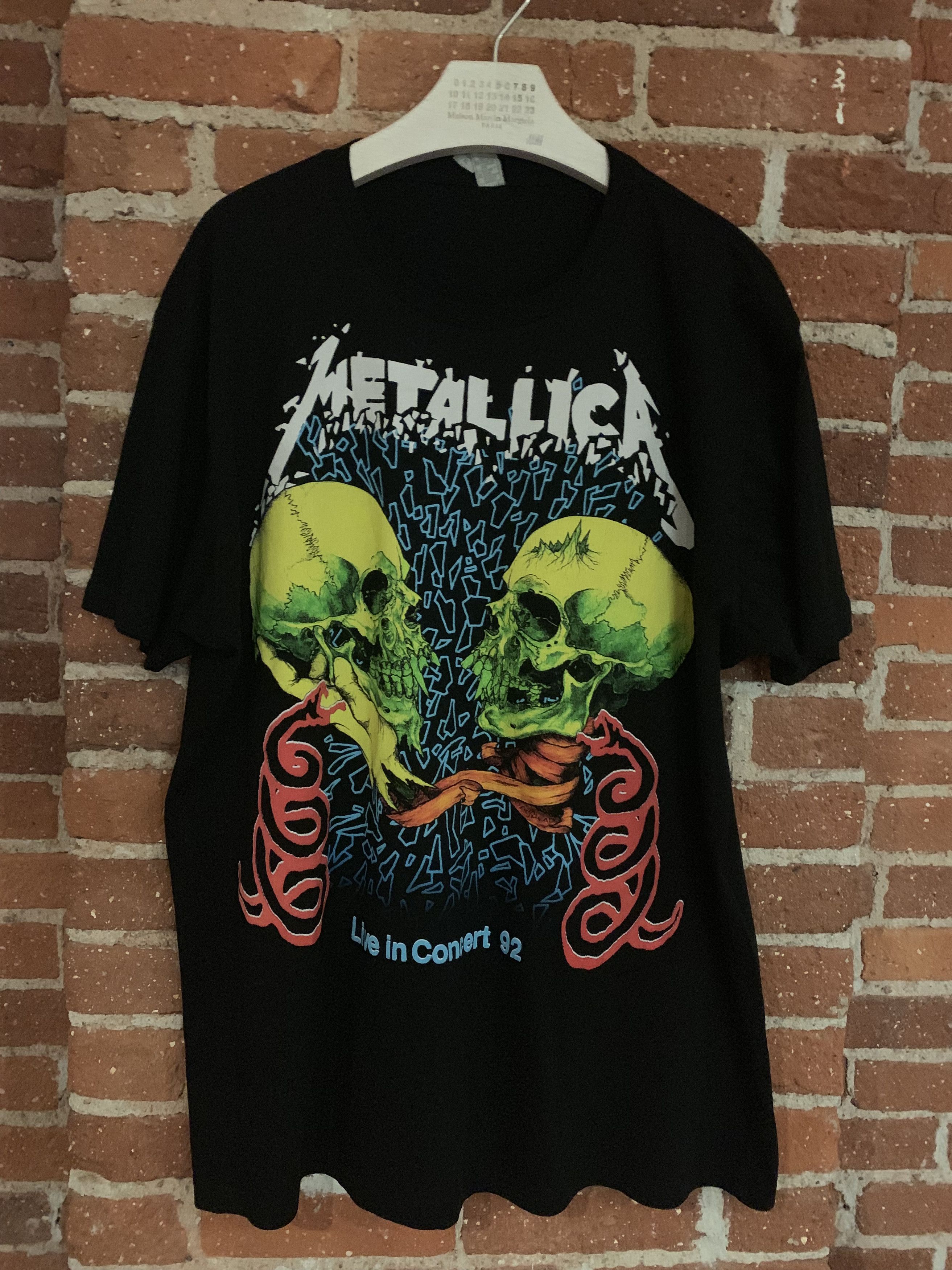 Vintage Metallica Band Tee Hoodie, Sweatshirt | PodTeesHub.com