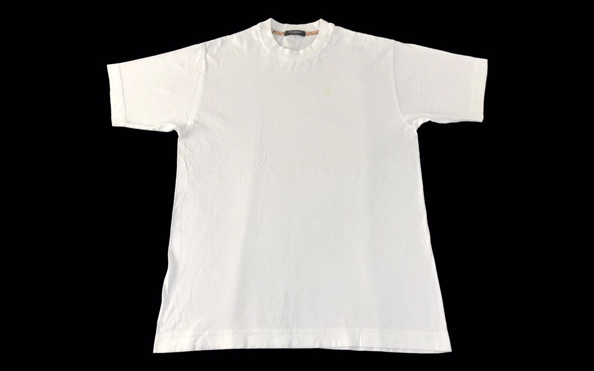 Hype Burberry London Plain Crewneck Printed Tee Hoodie, Sweatshirt | PodTeesHub.com