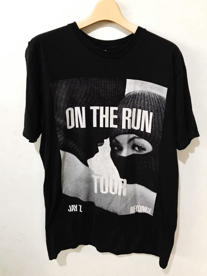 Band Tees X Rap Tees Jay Z Beyonce 2014 On The Run Tour Tee Hoodie, Sweatshirt | PodTeesHub.com