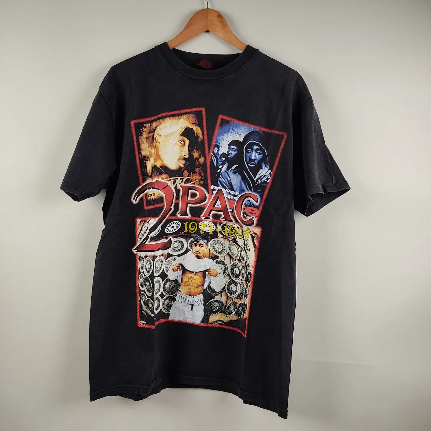 Rap Tees X Vintage 2000 Tupac Memorial 2pac Makaveli Hoodie, Sweatshirt | PodTeesHub.com