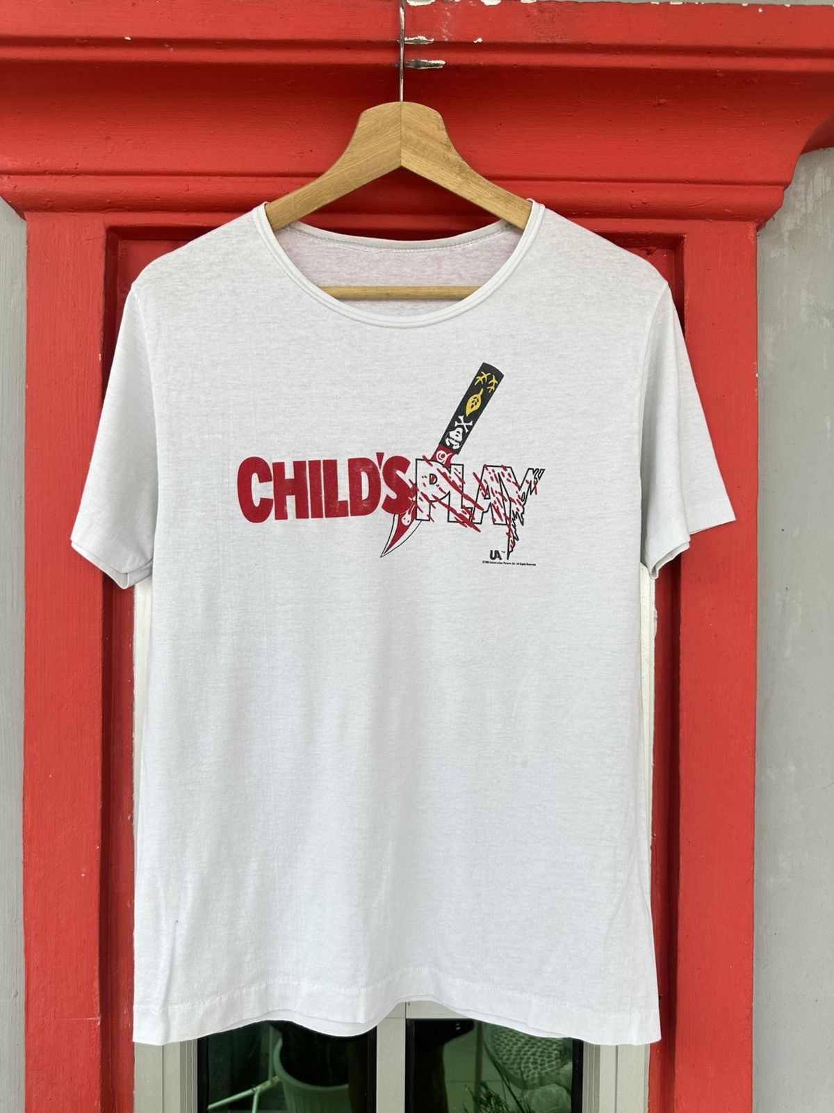 Expert Horror Rare Vintage 80s Child S Play Horror Movie Tee Hoodie, Sweatshirt | PodTeesHub.com