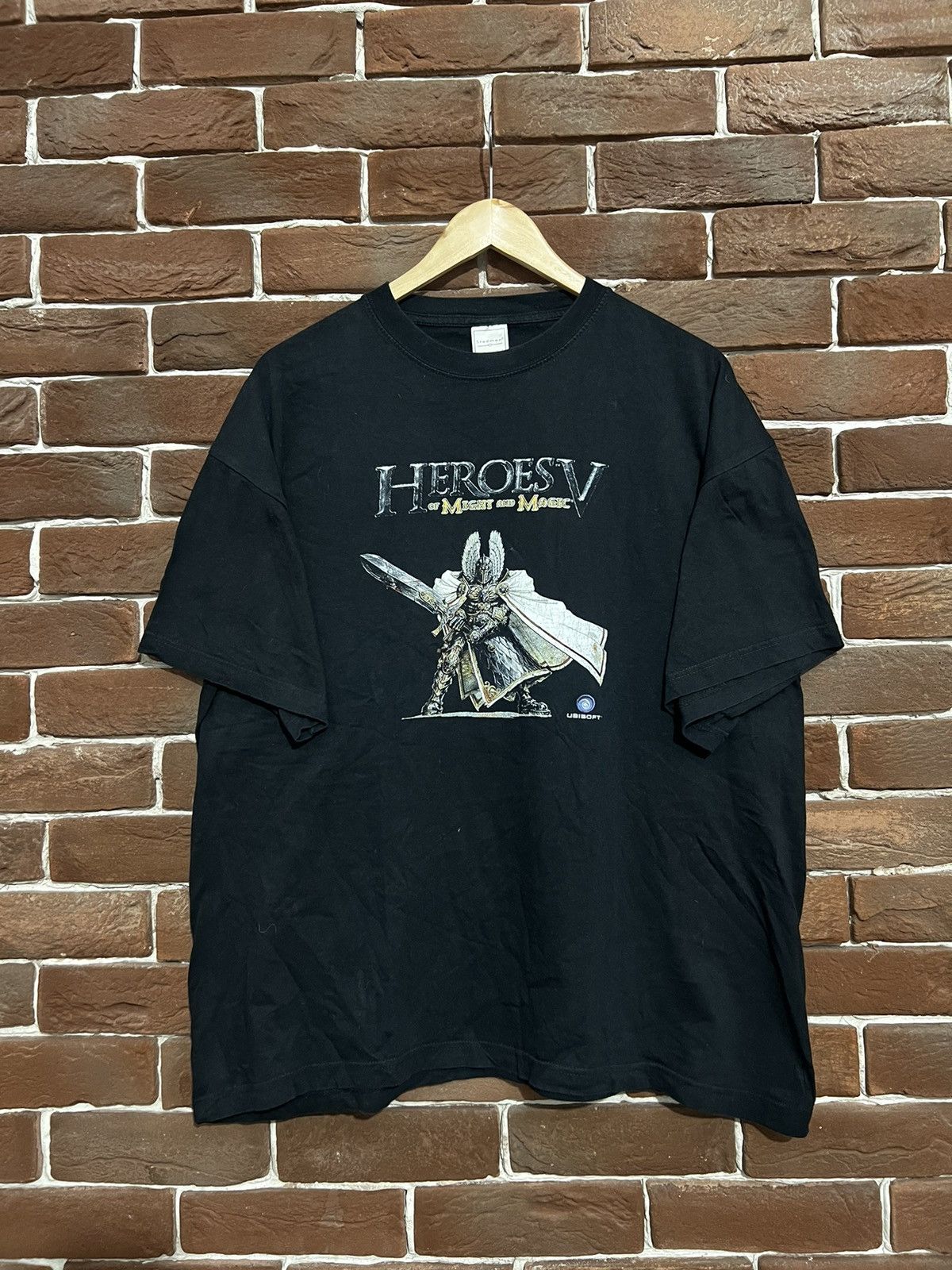 Vintage Y2k Heroes V Game Rare Print Blizzard Hype Ubiso T-Shirts, Hoodie, Sweatshirt