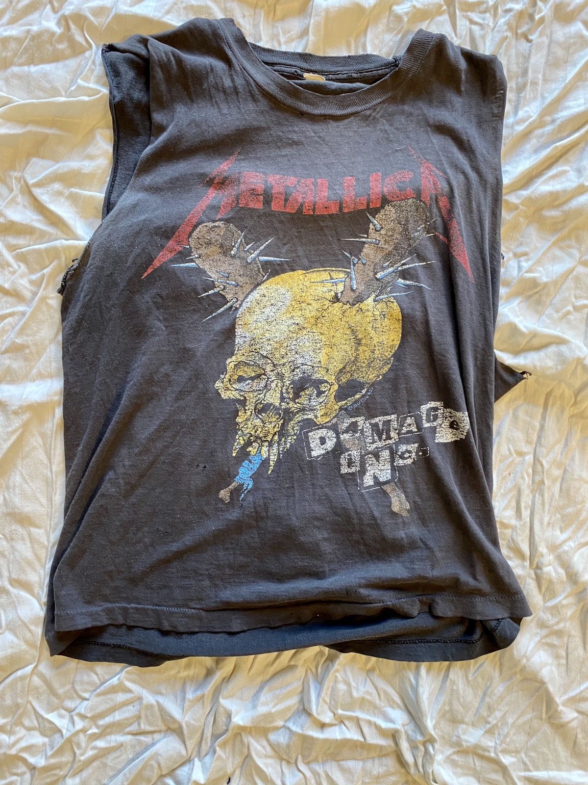 Metallica Damage Inc Original Tour Merch Cut Off T-Shirts, Hoodie, Sweatshirt | PodTeesHub.com