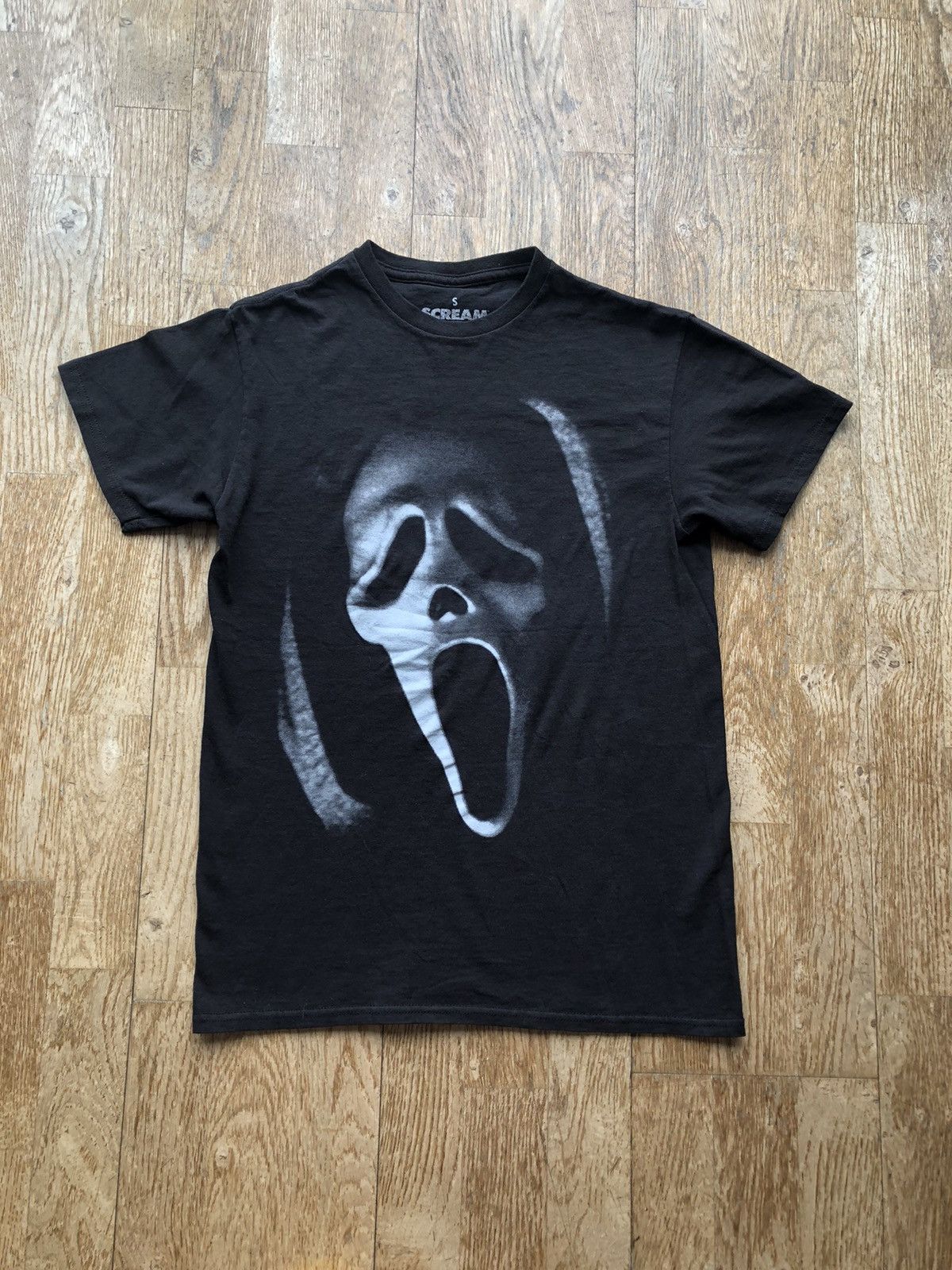 Vintage Scream Scary Movie Vintage Cinema Tee Shirt Hoodie, Sweatshirt | PodTeesHub.com