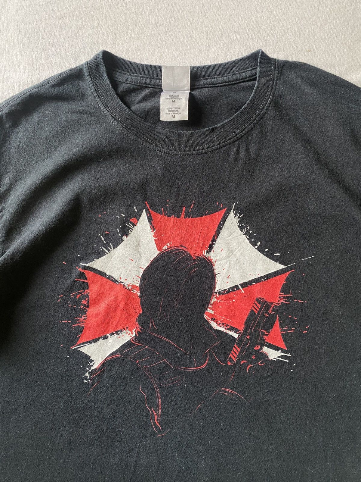 Playstation Resident Evil Leon Gaming T Shirt Hoodie, Sweatshirt | PodTeesHub.com