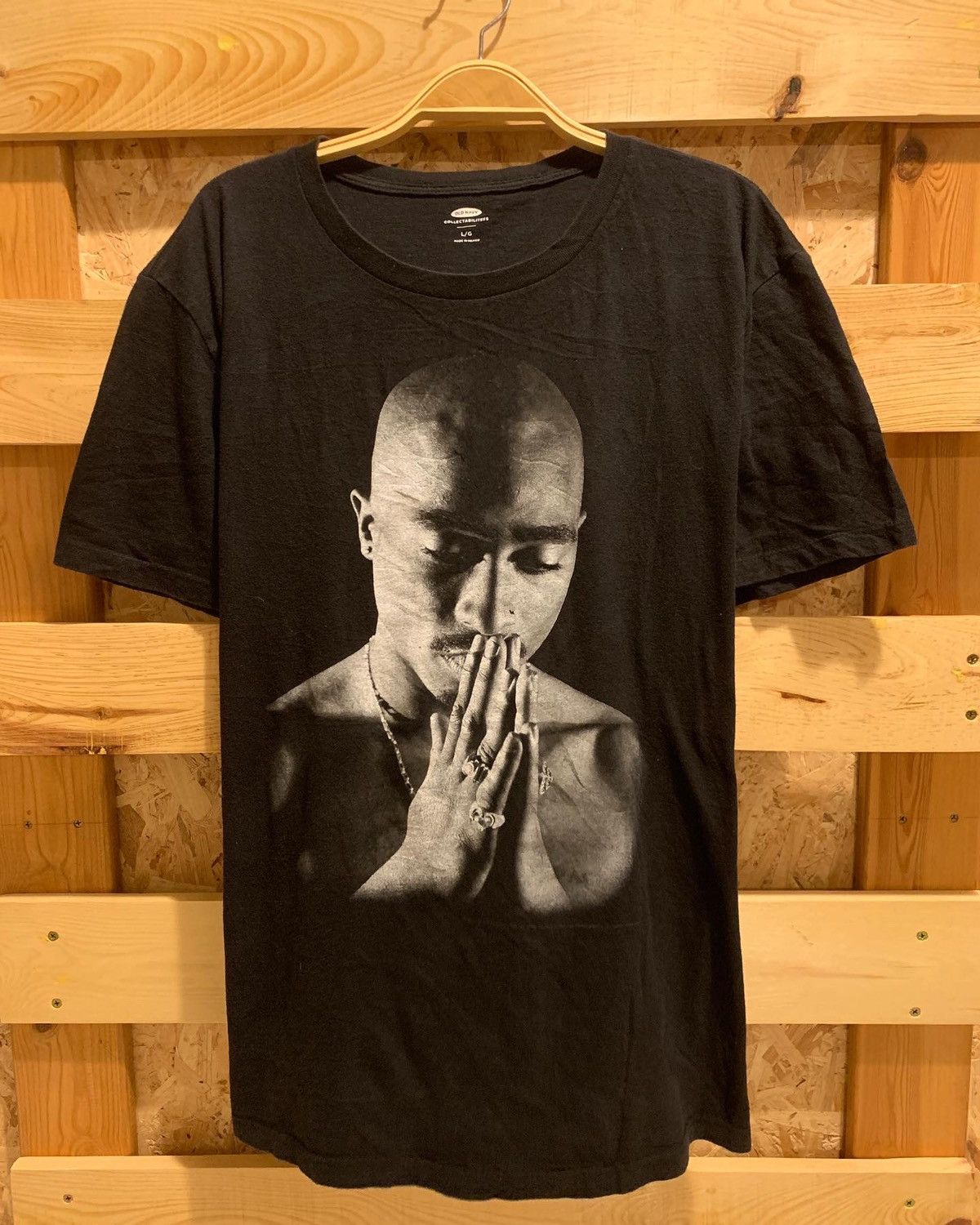 Rap X Streetwear 2017 Old Navy Tupac T-Shirts, Hoodie, Sweatshirt