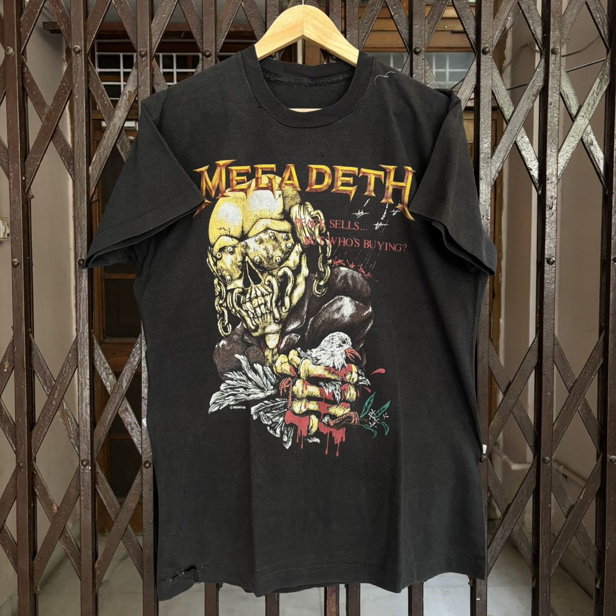 Band Tees Vintage Megadeth 1987 Peace Sells But Who Is Buying T Shirt Hoodie, Sweatshirt | PodTeesHub.com
