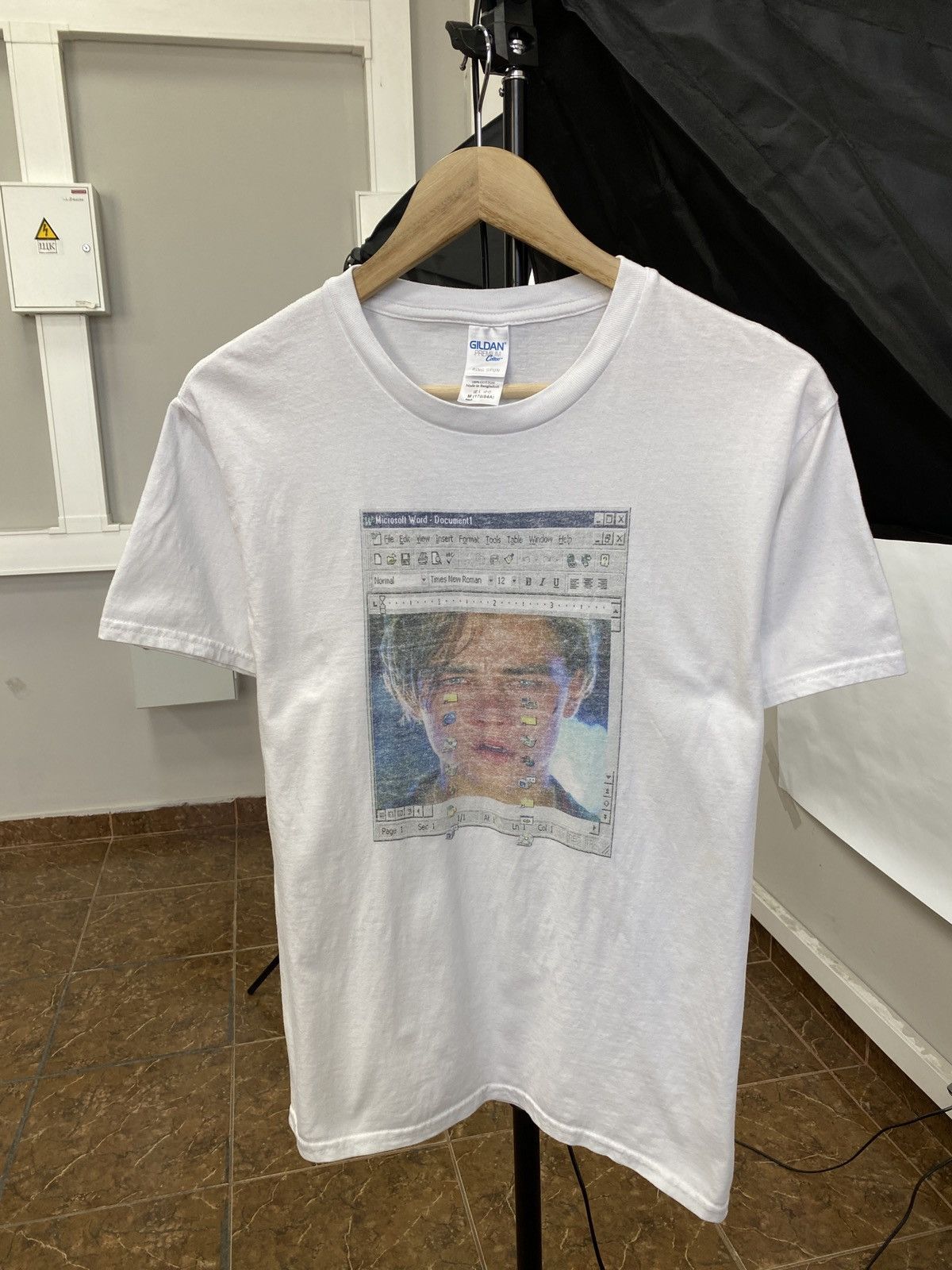 Vintage Leonardo Dicaprio Rare Retro T Shirt Titanic Y2k Hoodie, Sweatshirt | PodTeesHub.com