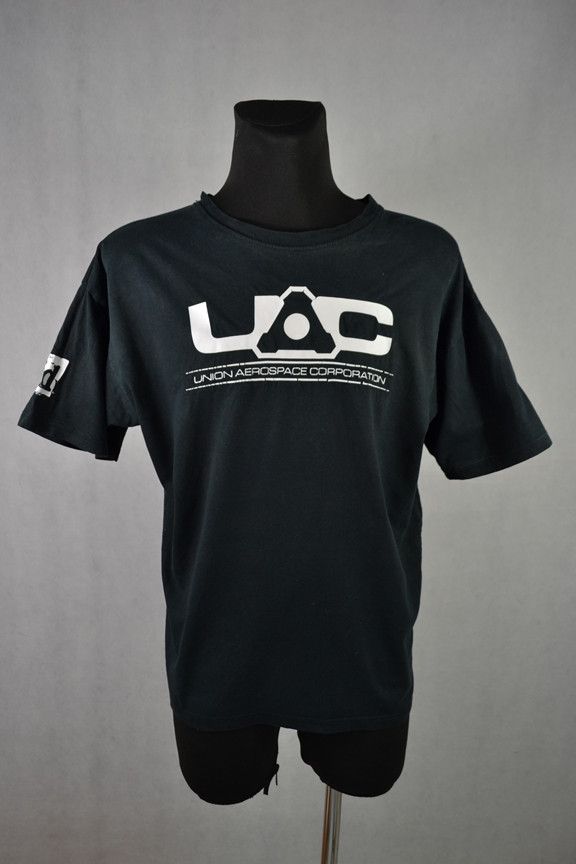 Vintage Doom Id Software Gaming Tee Bethesda T Shirt Xl Hoodie, Sweatshirt | PodTeesHub.com