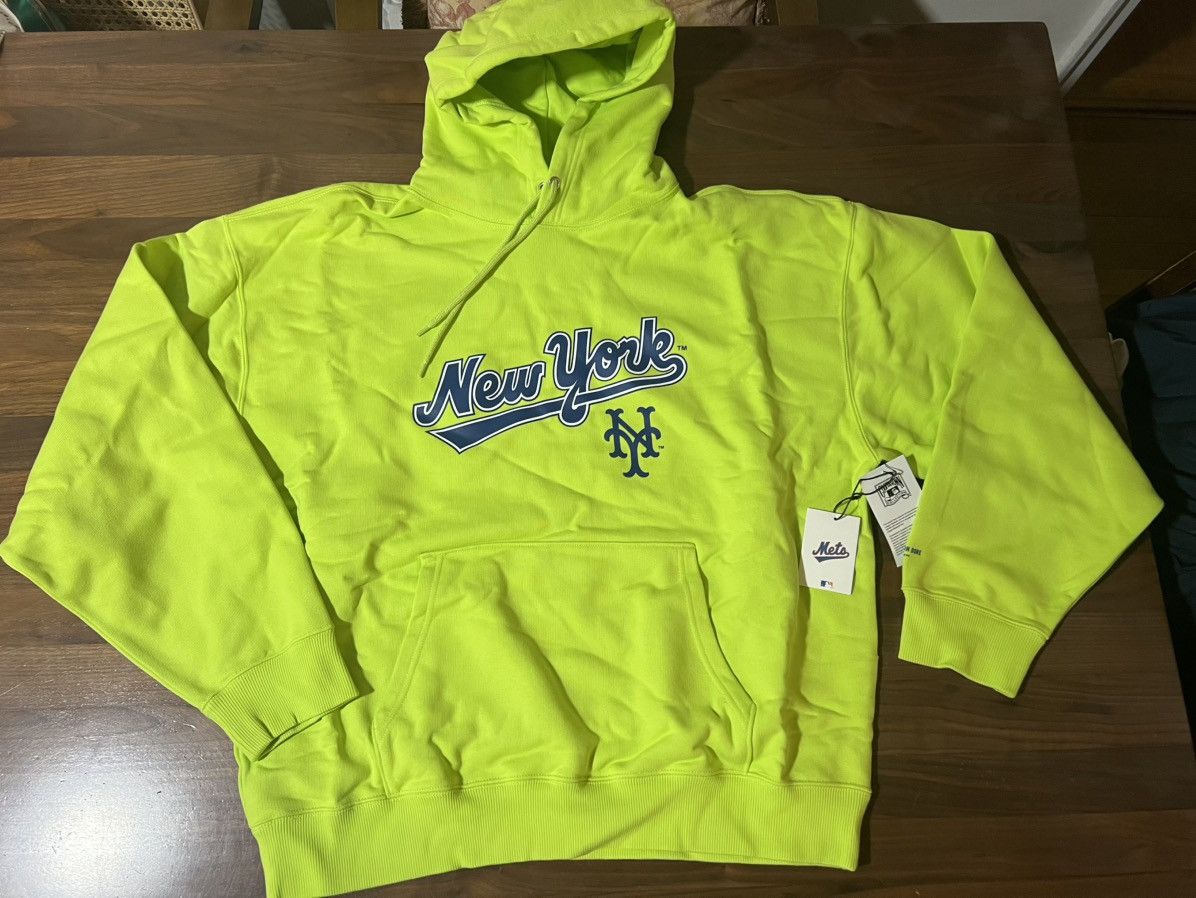 Leon Dore Aime Leon Dore Ald New York Mets Logo Hoodie Acid Lime Xxl T-Shirts, Sweatshirt | PodTeesHub.com