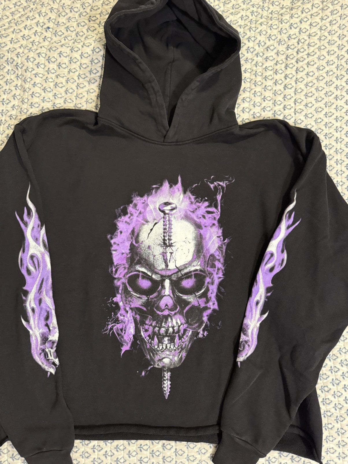 Vlone Screwhead Houston Exclusive Hoodie Size Md T-Shirts, Sweatshirt | PodTeesHub.com
