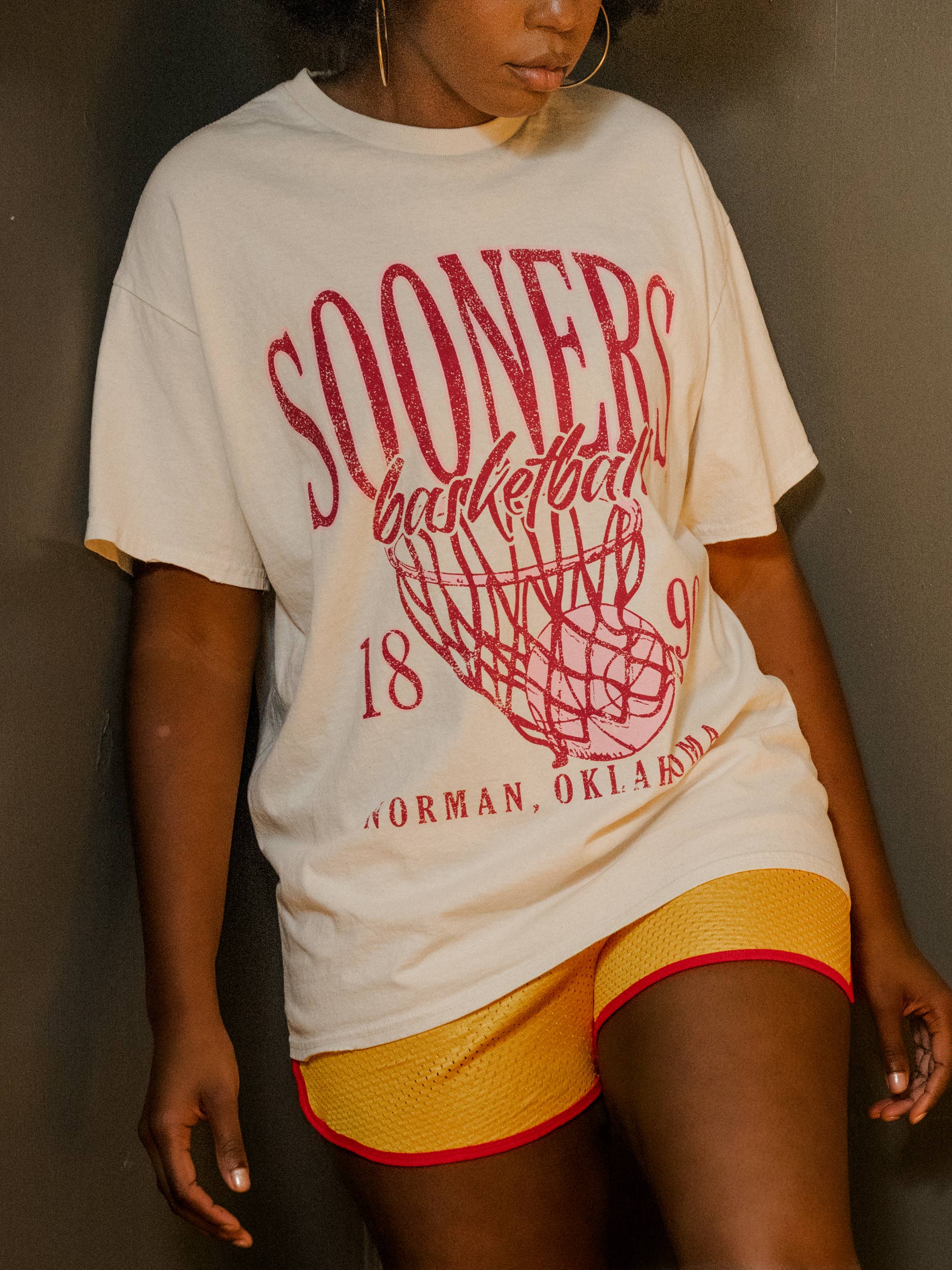 Ou Oklahoma Sooners Big Basketball Off White Thrifted Tee Hoodie, Sweatshirt | PodTeesHub.com