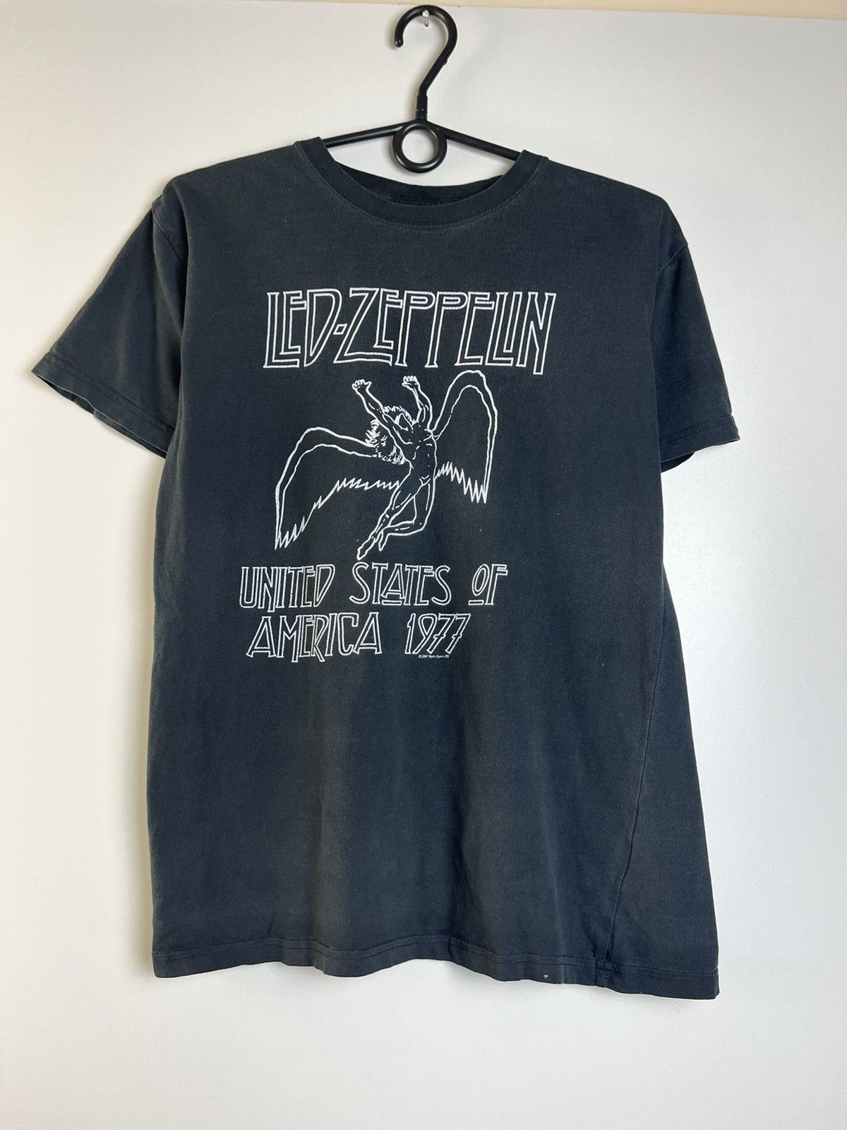 Zeppelin Led Zeppelin Vintage T Shirt Size M Hoodie, Sweatshirt | PodTeesHub.com