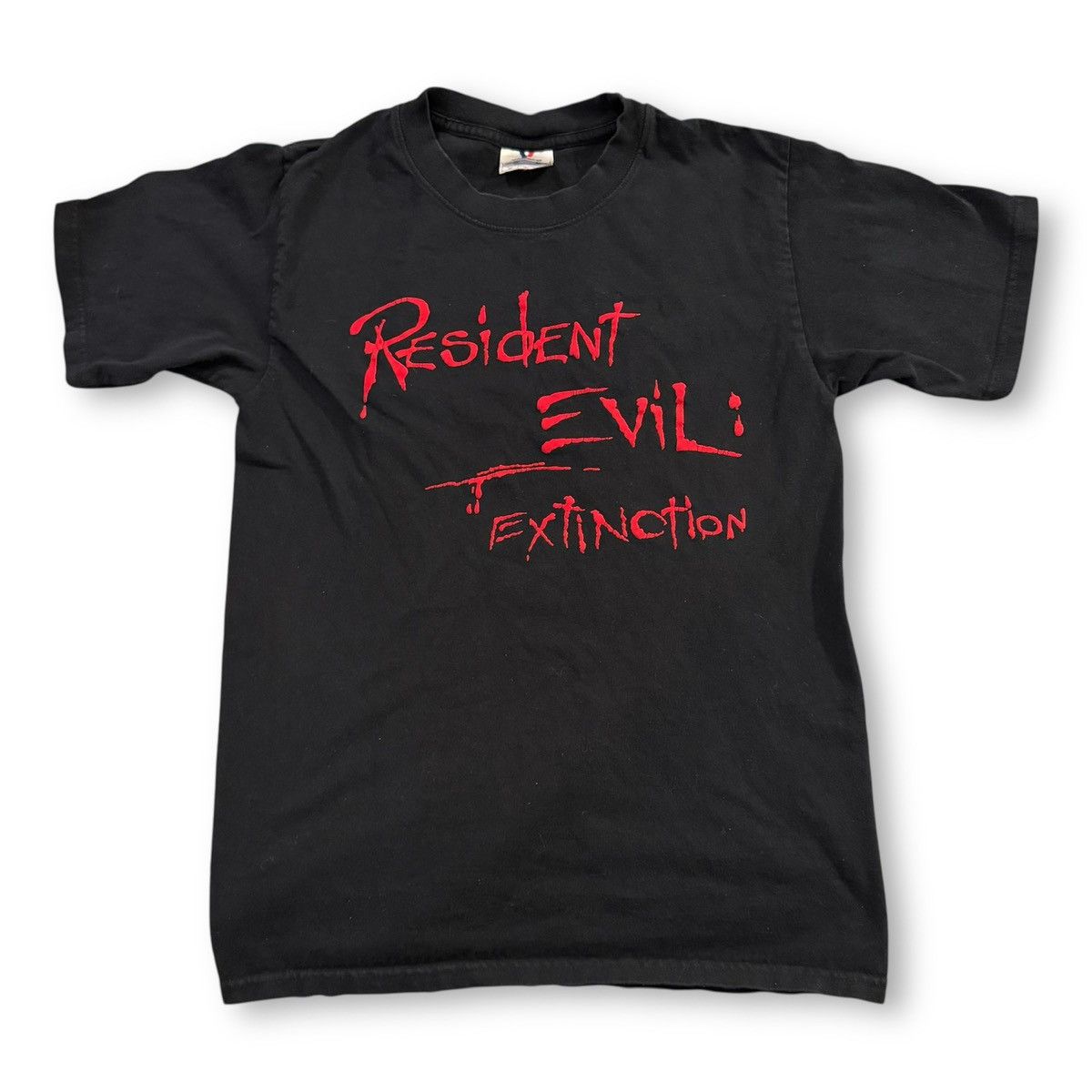 Vintage Vtg Y2k Resident Evil Extinction 2006 Mexico Promo Tee Hoodie, Sweatshirt | PodTeesHub.com