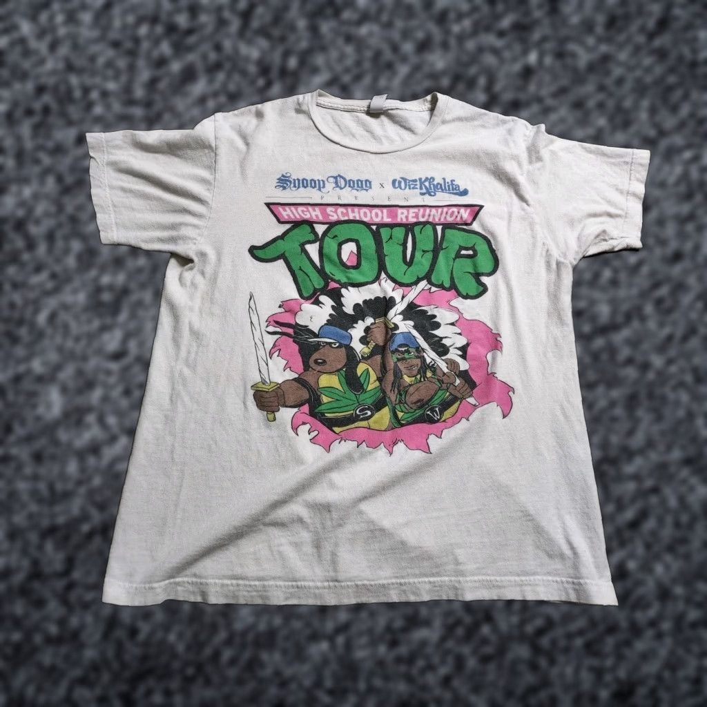 Vintage Snoop Dogg Hip Hop T Shirt Men L White Double Sided Tour 2020s Hoodie, Sweatshirt | PodTeesHub.com