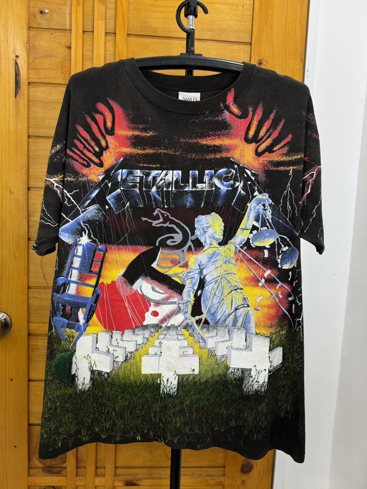 Metallica X Vintage Vintage Metallica Shirt 1991 Overprint Hoodie, Sweatshirt | PodTeesHub.com