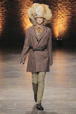 Mcqueen Aw08 Alexander Mcqueen Printed Shirt M Hoodie, Sweatshirt | PodTeesHub.com