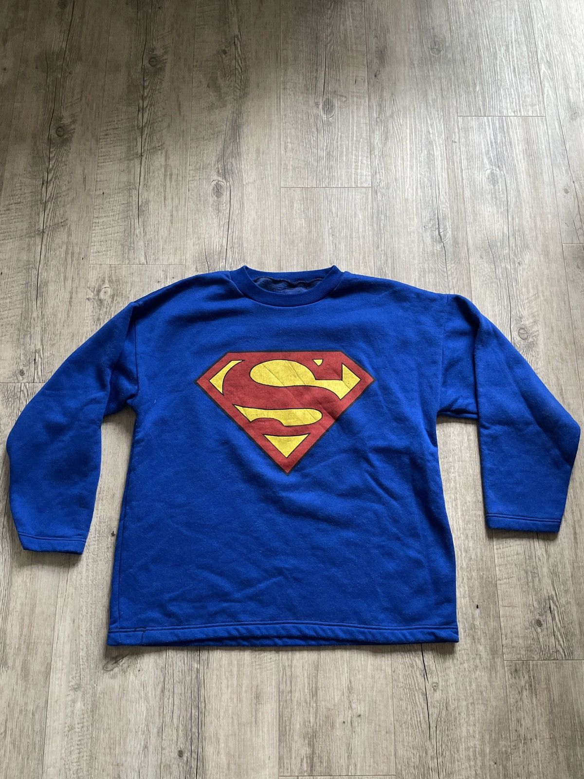 Vintage Superman Crewneck Sweater T-Shirts, Hoodie, Sweatshirt | PodTeesHub.com