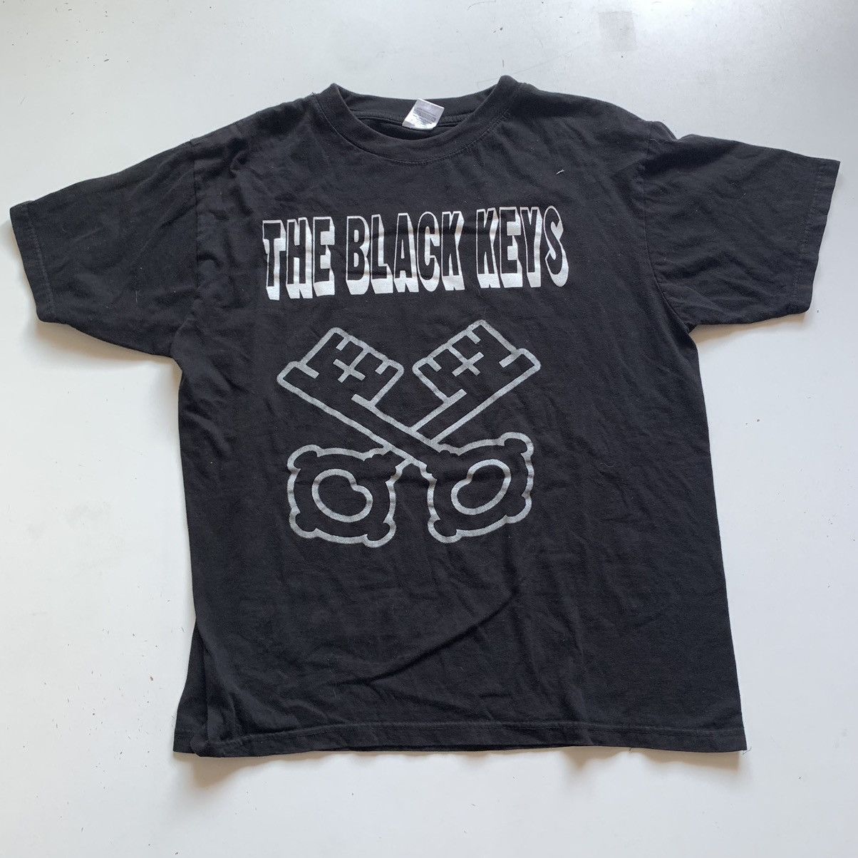 Band Vintage 2000s Black Keys Band Large Rare T-Shirts, Hoodie, Sweatshirt
