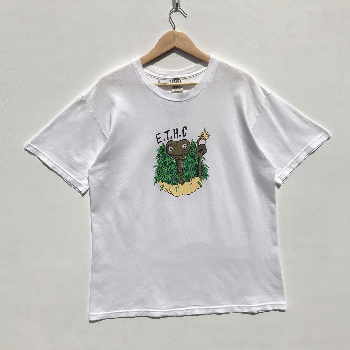 Vintage E T Movie Tee E T H C The Extra Terrestrial Hoodie, Sweatshirt | PodTeesHub.com