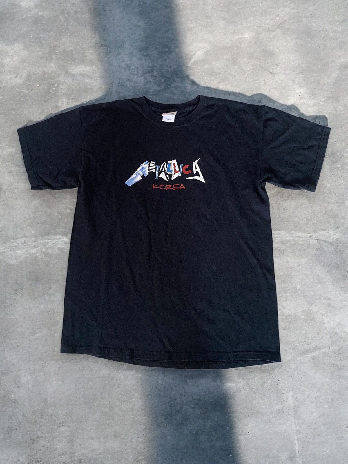 Metallica X Vintage Vintage Rare 2006 Metallica Korea Master Of Pupets Tee Hoodie, Sweatshirt | PodTeesHub.com