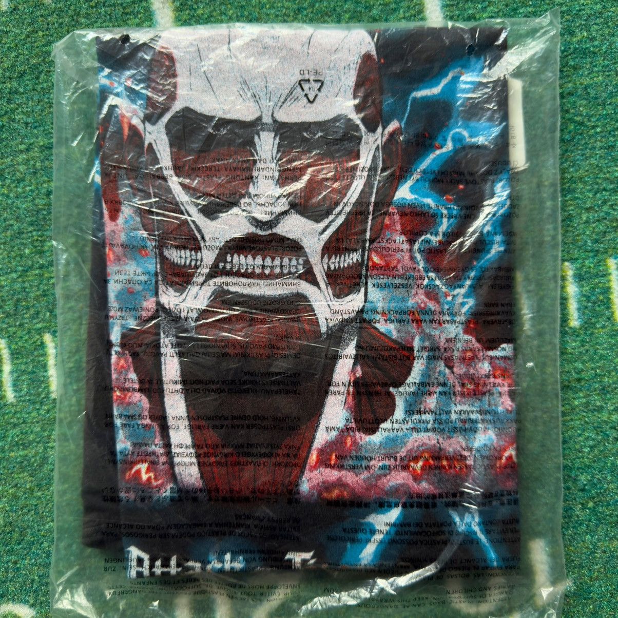 Vintage Goat Crew X Attack On Titan Colossal Titan Vintage Tee Ds Hoodie, Sweatshirt | PodTeesHub.com