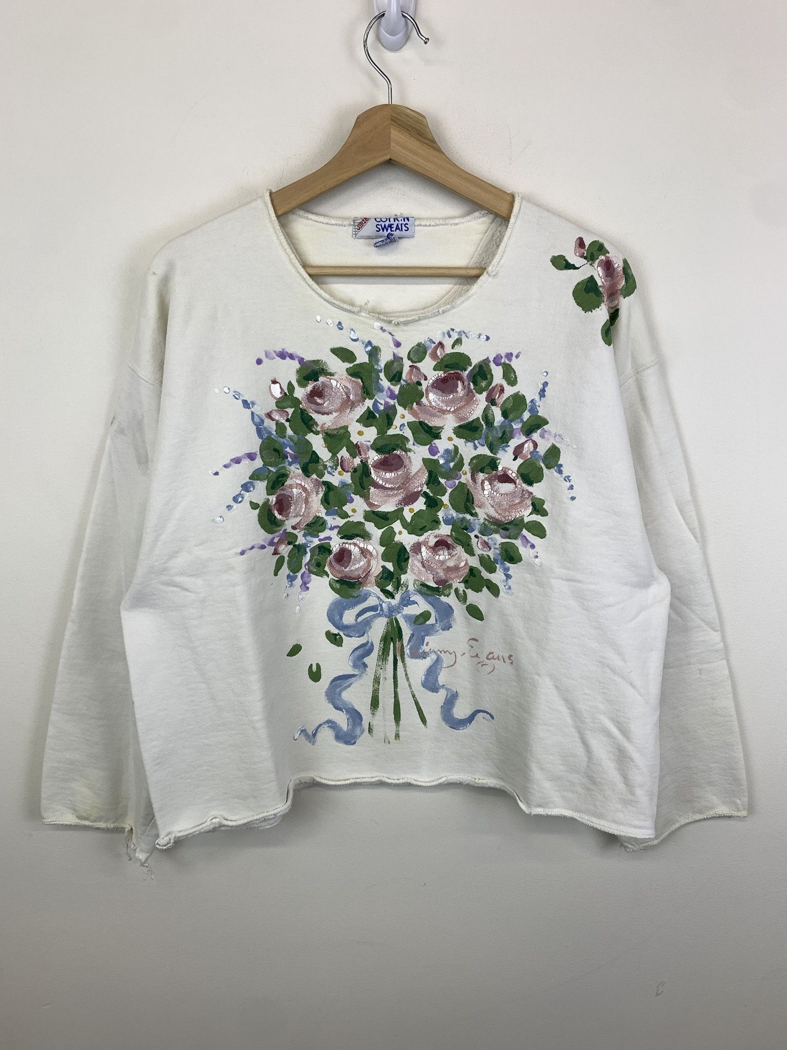 Vintage 1990s Hand Painted Rose Bouquet Art Size L T-Shirts, Hoodie, Sweatshirt