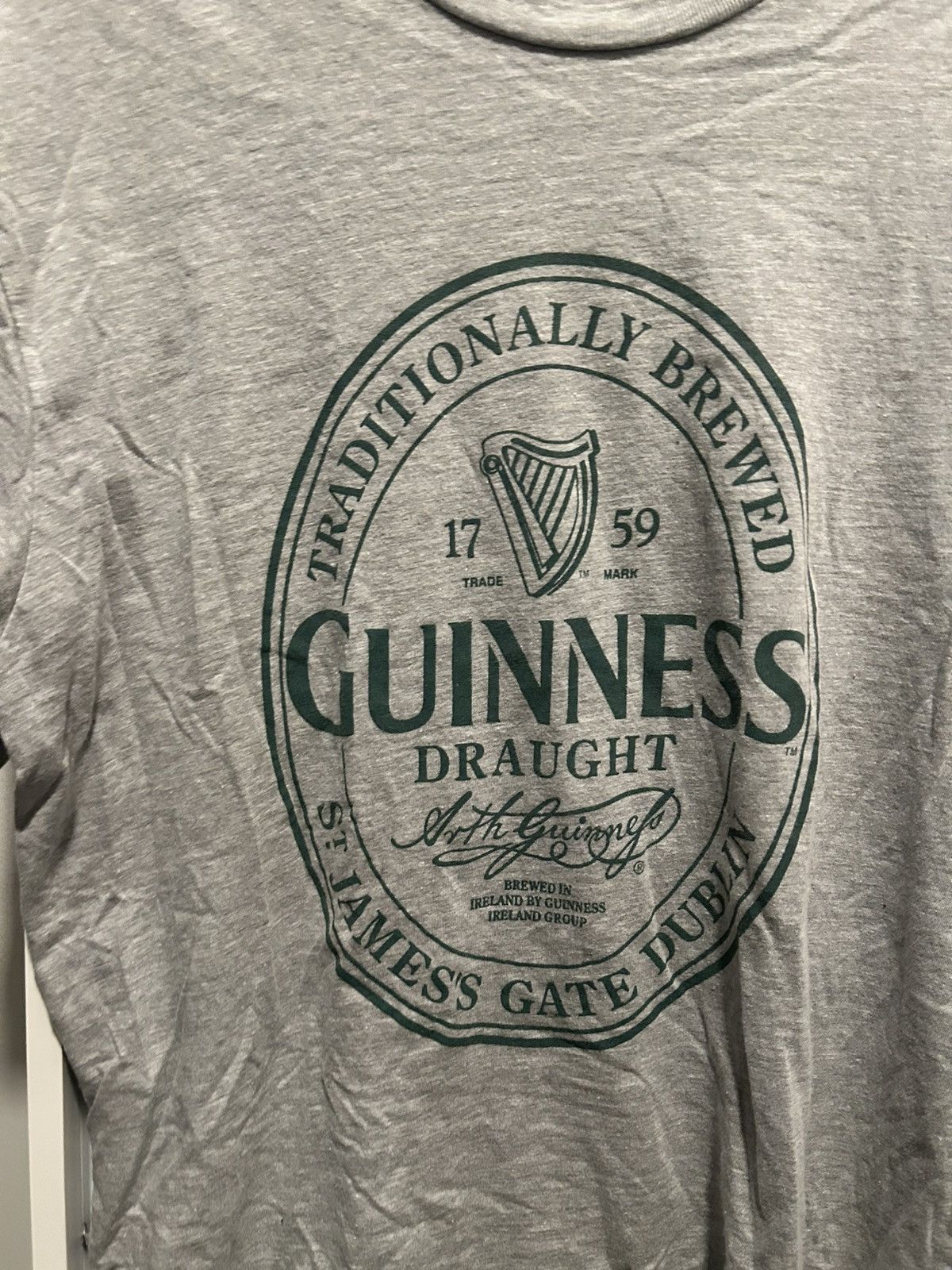 Vintage Guiness Logo Tee Hoodie, Sweatshirt | PodTeesHub.com