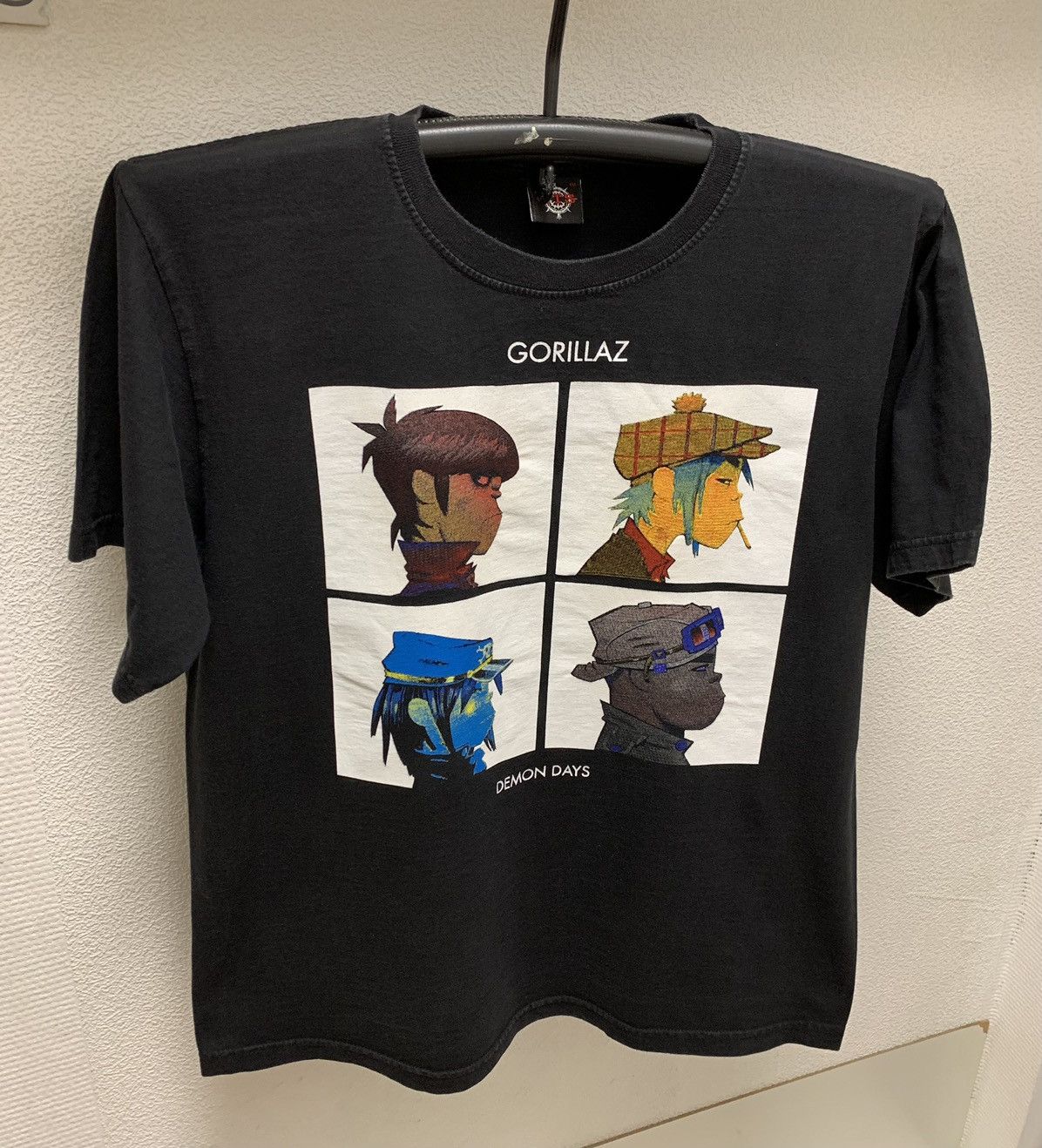 Band Tees Gorillaz Demon Days Vintage Band Rock T Shirt L Sz Madeinusa Hoodie, Sweatshirt | PodTeesHub.com
