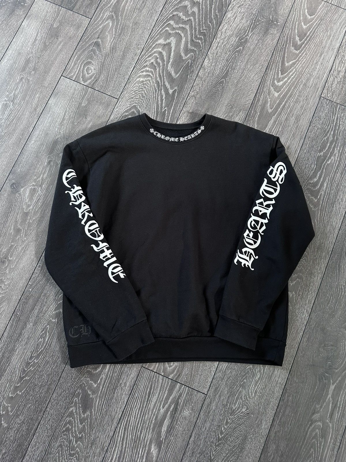 Hearts Chrome Hearts Necklogo Crewneck Sweatshirt T-Shirts, Hoodie | PodTeesHub.com