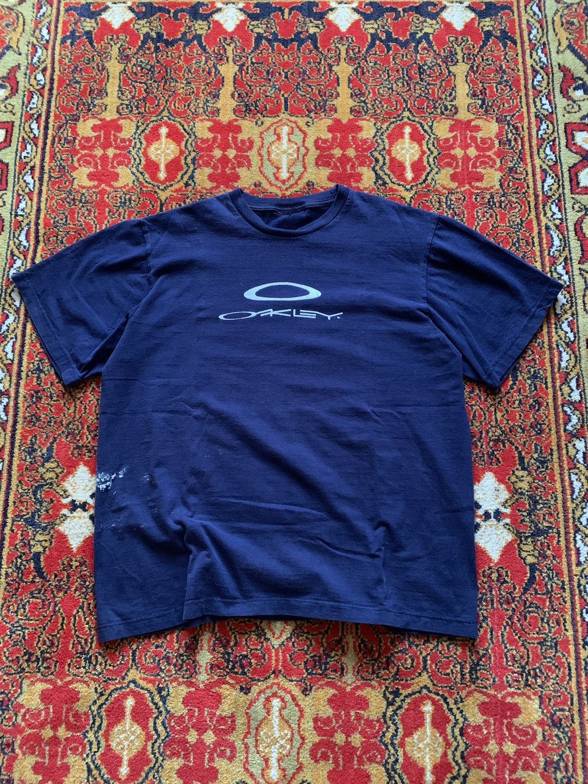 Vintage Oakley 00 S Big Logo Tee Hoodie, Sweatshirt | PodTeesHub.com