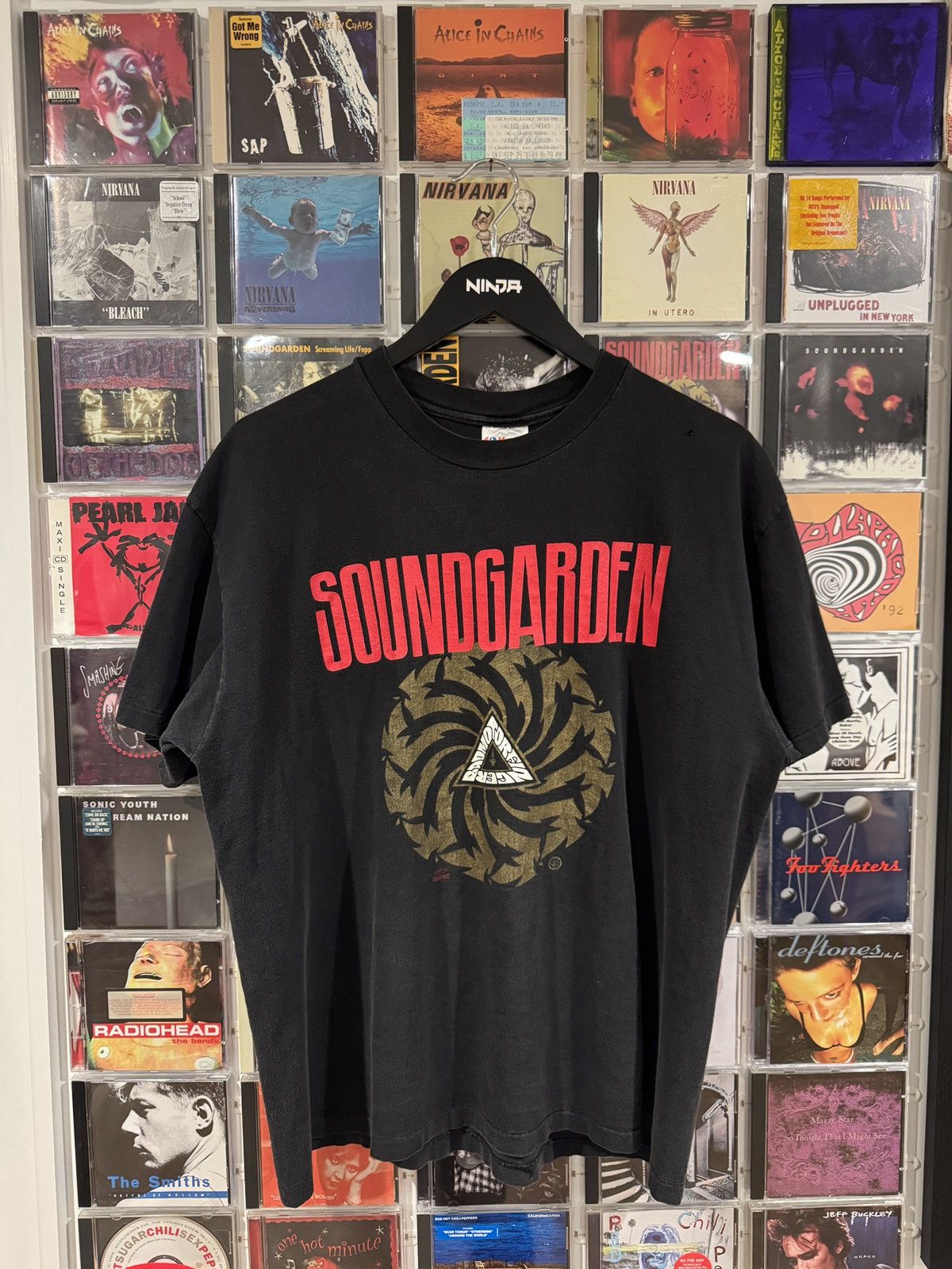 Band Tees Soundgarden 1991 Badmotorfinger Promo Shirt Hoodie, Sweatshirt | PodTeesHub.com