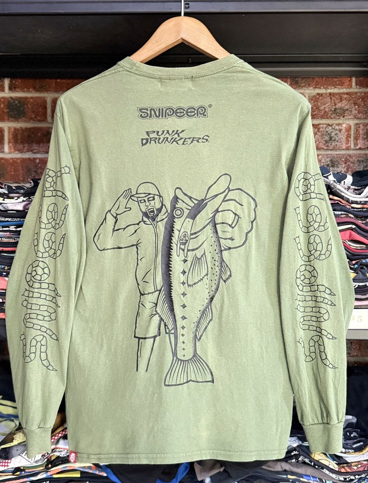 Optic Gaming X Vintage Vintage Snipeer Punk Drunkers Faded Japan Tee Hoodie, Sweatshirt | PodTeesHub.com