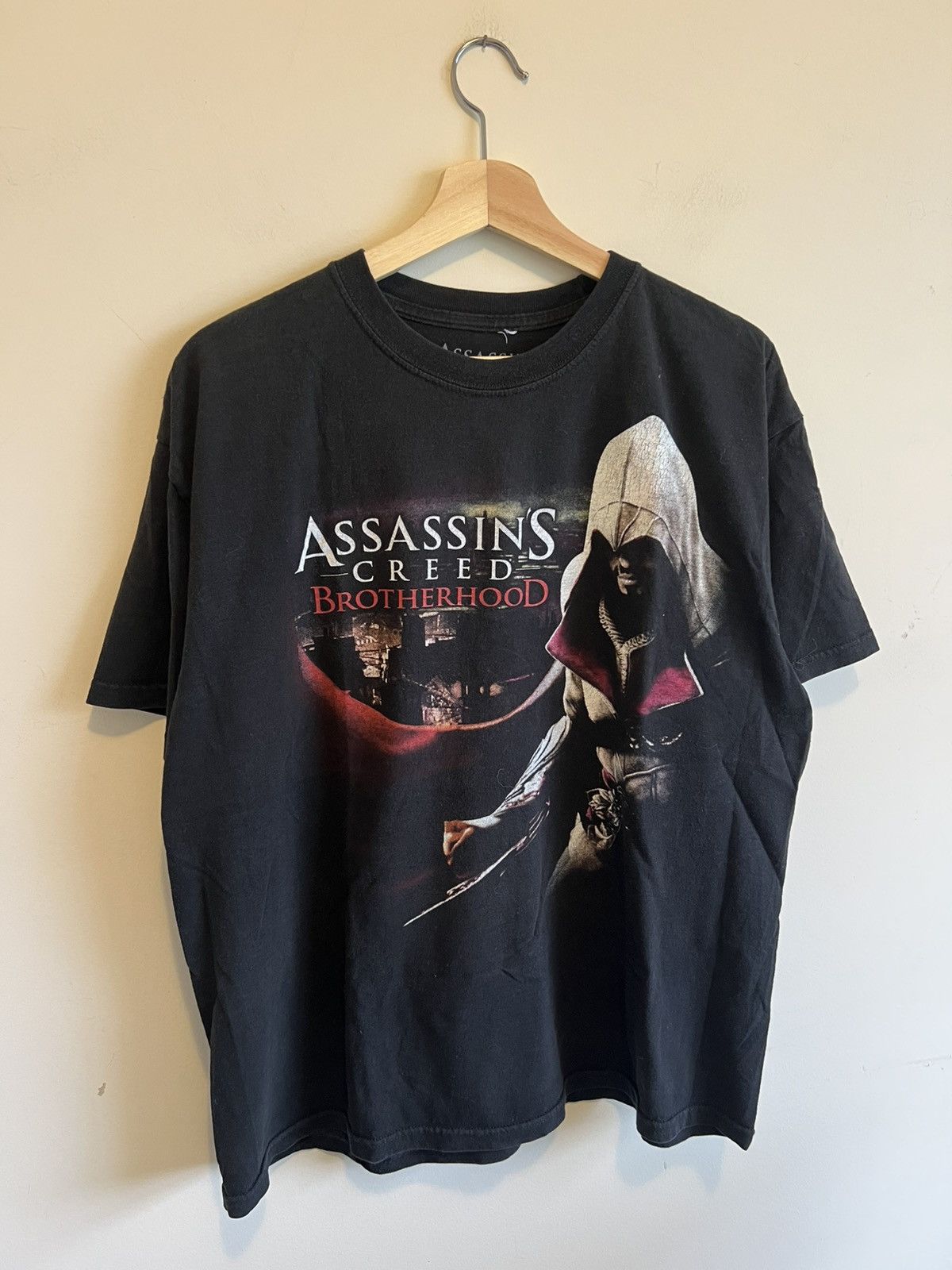 Playstation Assassins Creed Brotherhood Playstation Game Promo Large T-Shirts, Hoodie, Sweatshirt | PodTeesHub.com