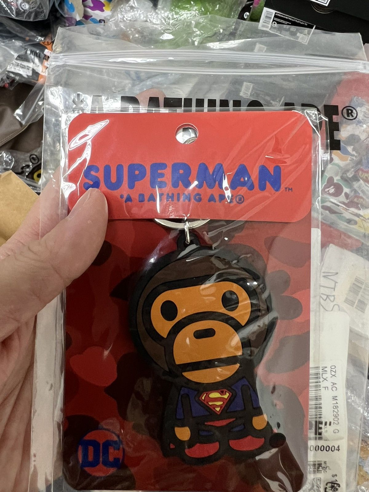 Dc Superman Keychain T-Shirts, Hoodie, Sweatshirt