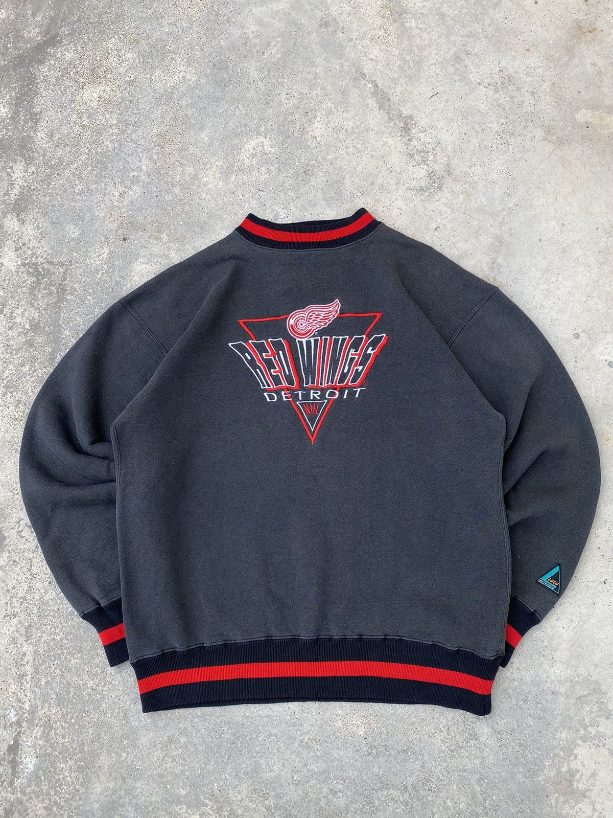 Nhl Vintage 90s Detroit Red Wings Nhl Tupac Shakur T-Shirts, Hoodie, Sweatshirt | PodTeesHub.com