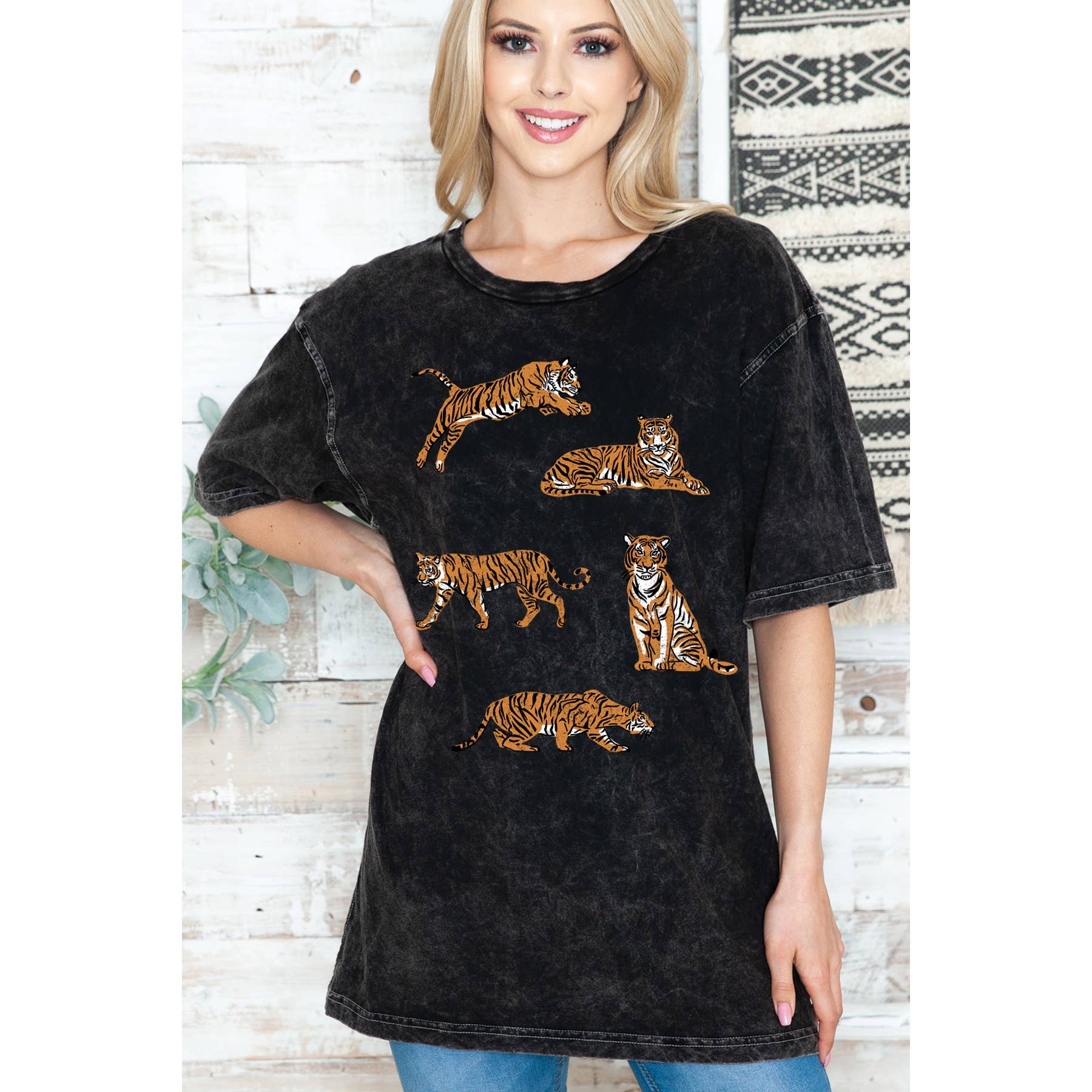 Tigers　- Unisex Oversized Mineral Wash T Shirt Hoodie, Sweatshirt | PodTeesHub.com