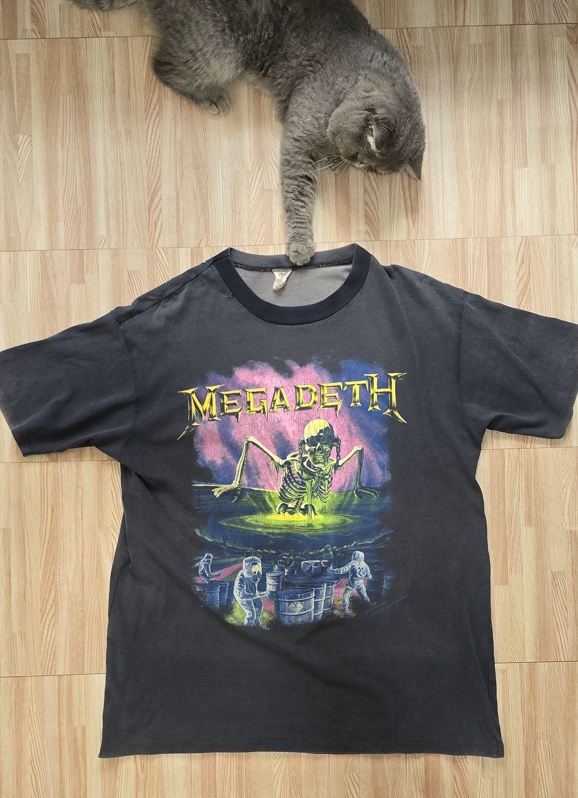 Brockum X Vintage Megadeth Contaminated T-Shirts, Hoodie, Sweatshirt | PodTeesHub.com