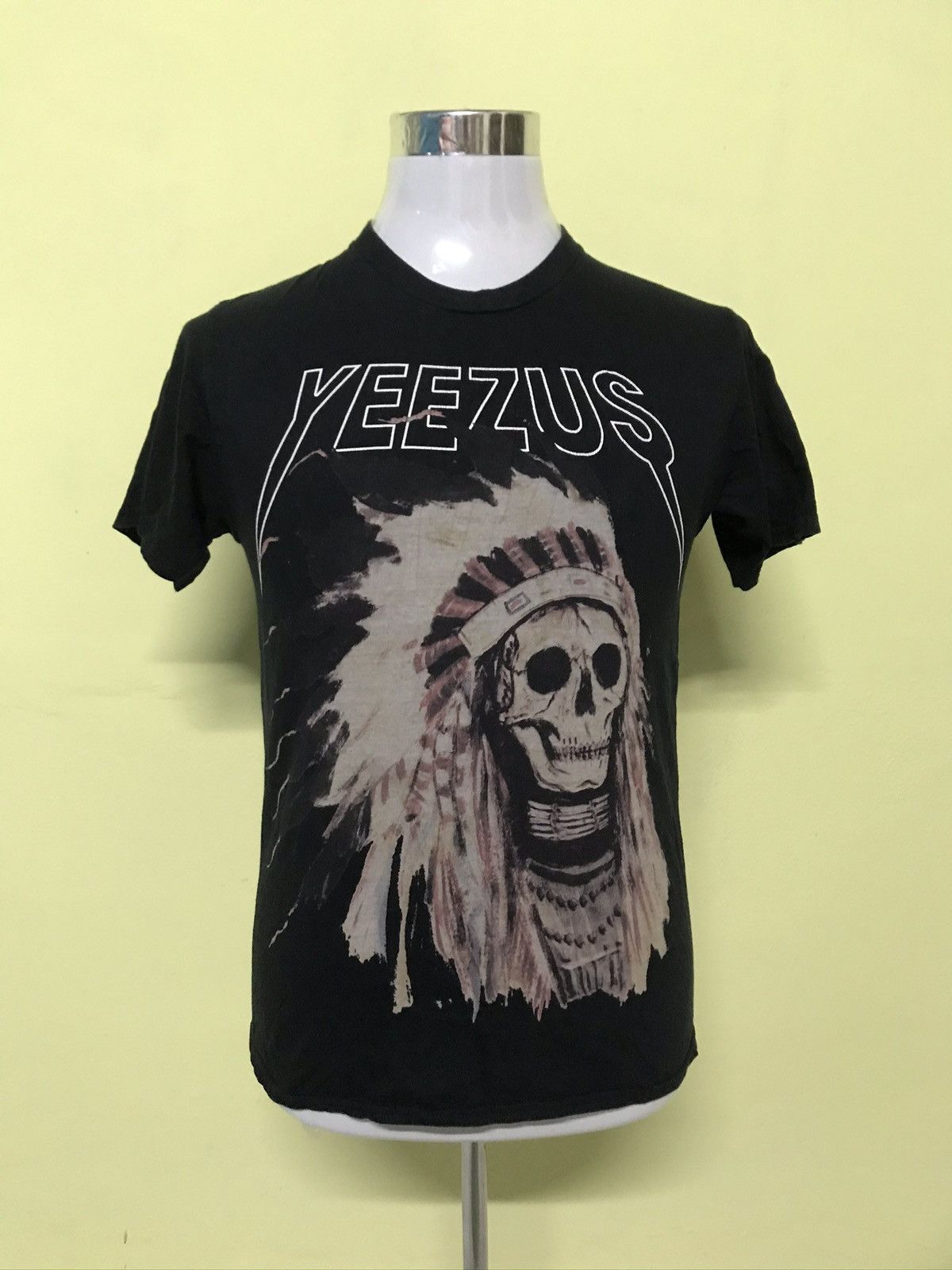 Kanye West X Metallica Kanye West Yeezus Tshirt Hoodie, Sweatshirt | PodTeesHub.com