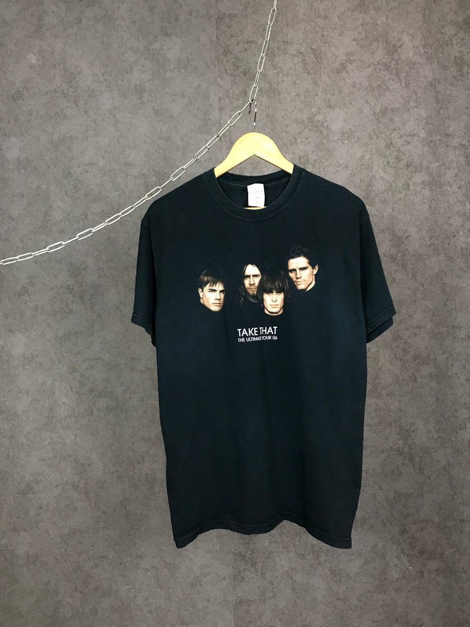Vintage Take That 2006 Vintage Rock Band Tour Tee Hoodie, Sweatshirt | PodTeesHub.com